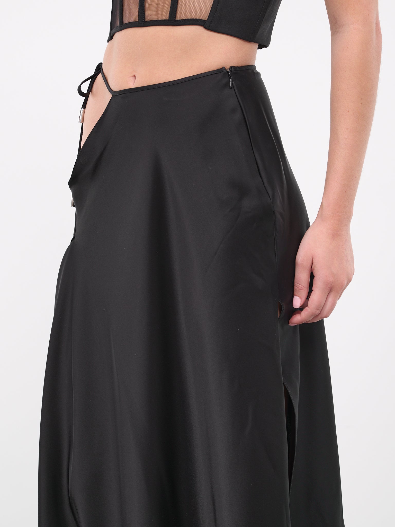 Cut-Out Satin Skirt (DK05S-BLACK)