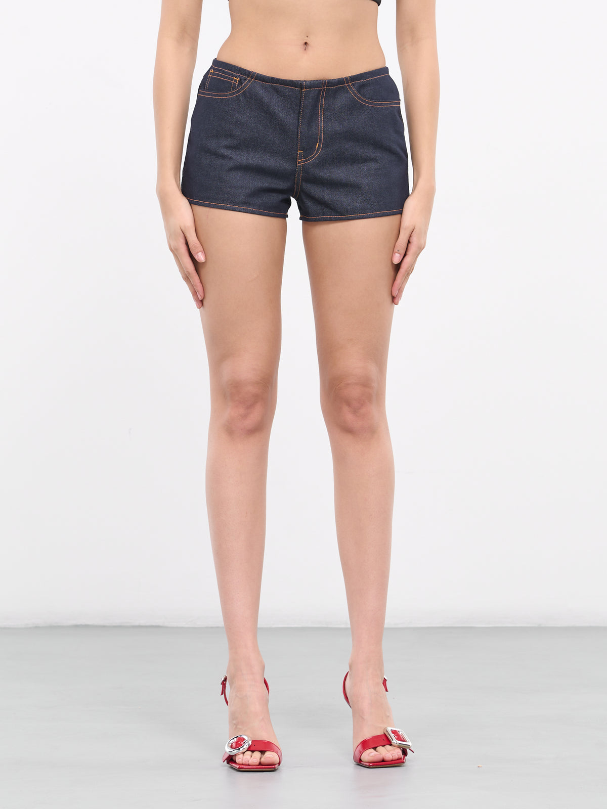 Low-Rise Denim Shorts (DP0-24-343-W-NAVY)