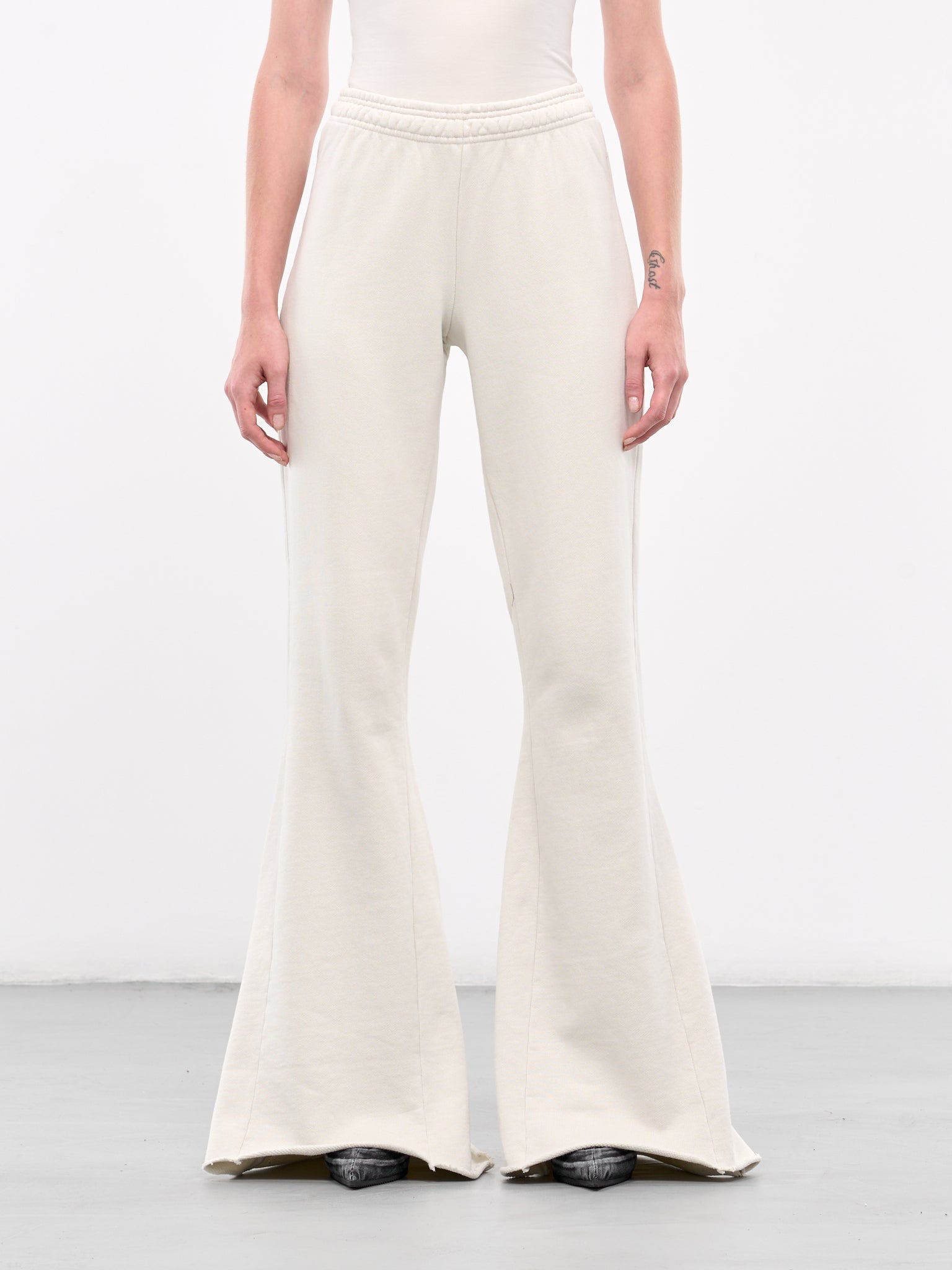 Heavy Flare Sweatpants (ES2303RI-RICE)