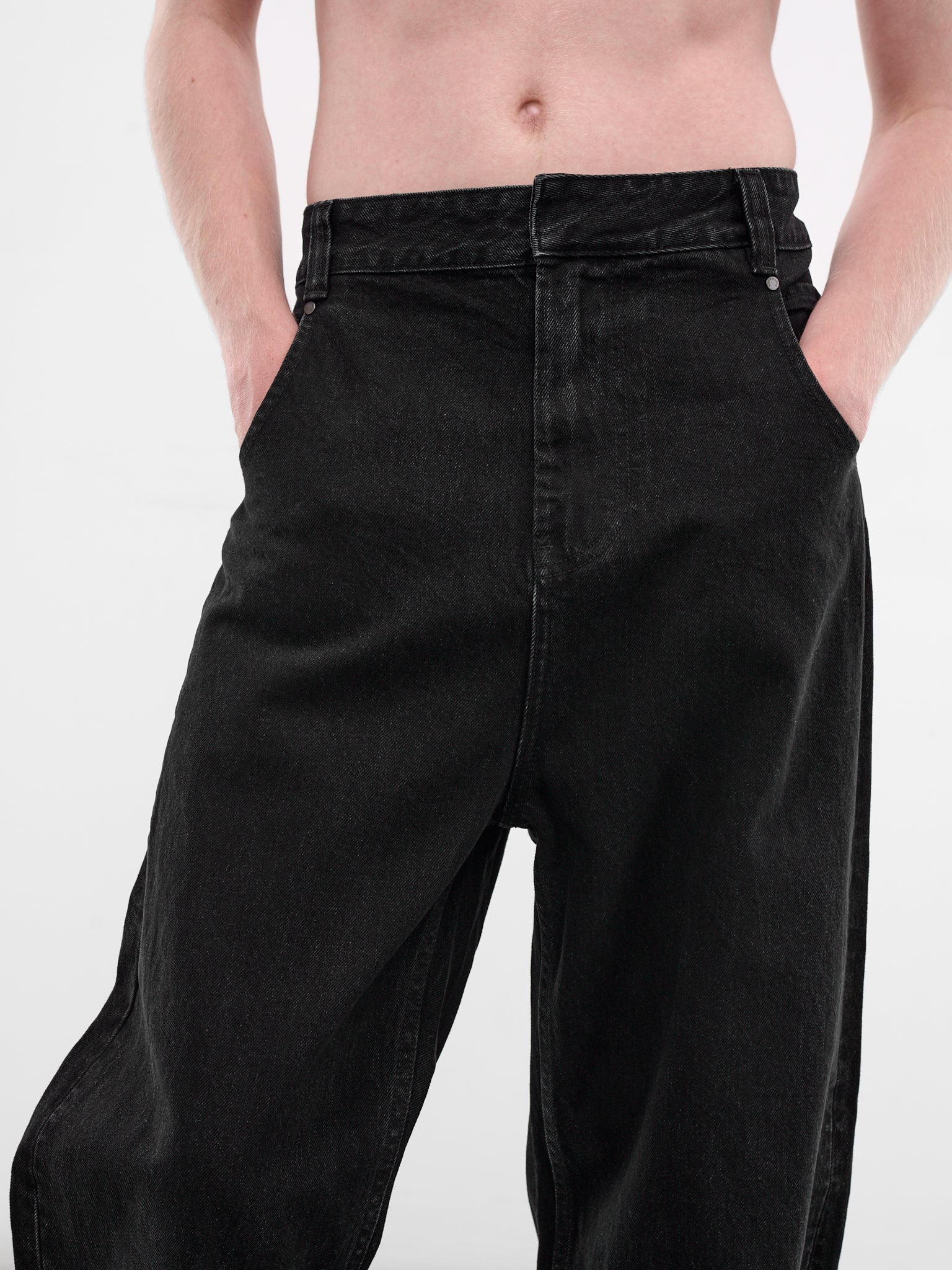 Black Denim Gem Jeans (ESSS26DP03012-MAGNETITE)