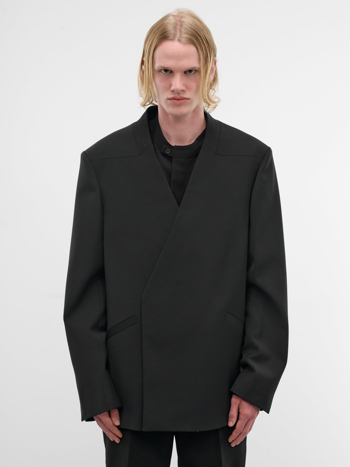 Black Wool Lapelless Blazer (ESSS26JA02244-BLACK)