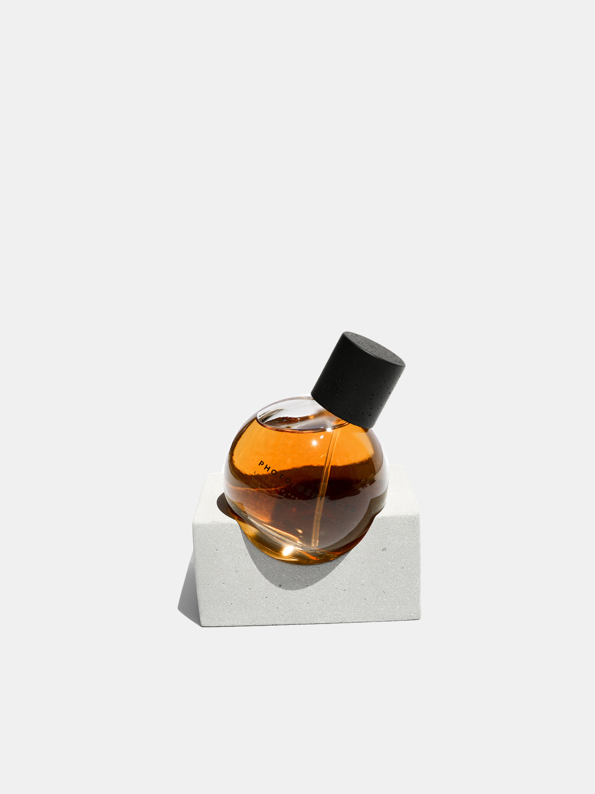 Resin Extrait De Parfum (EXTRAIT-DE-PARFUM-RESIN)