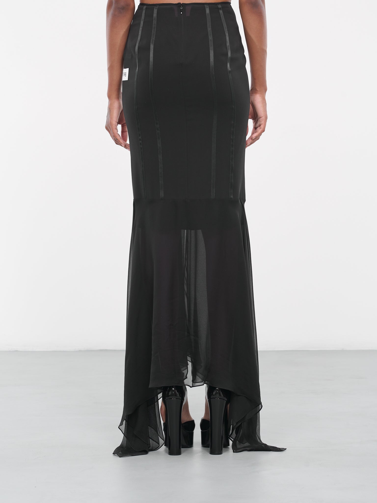 Mermaid Ruffle Skirt (F4CL4T-FUAA1-BLACK)