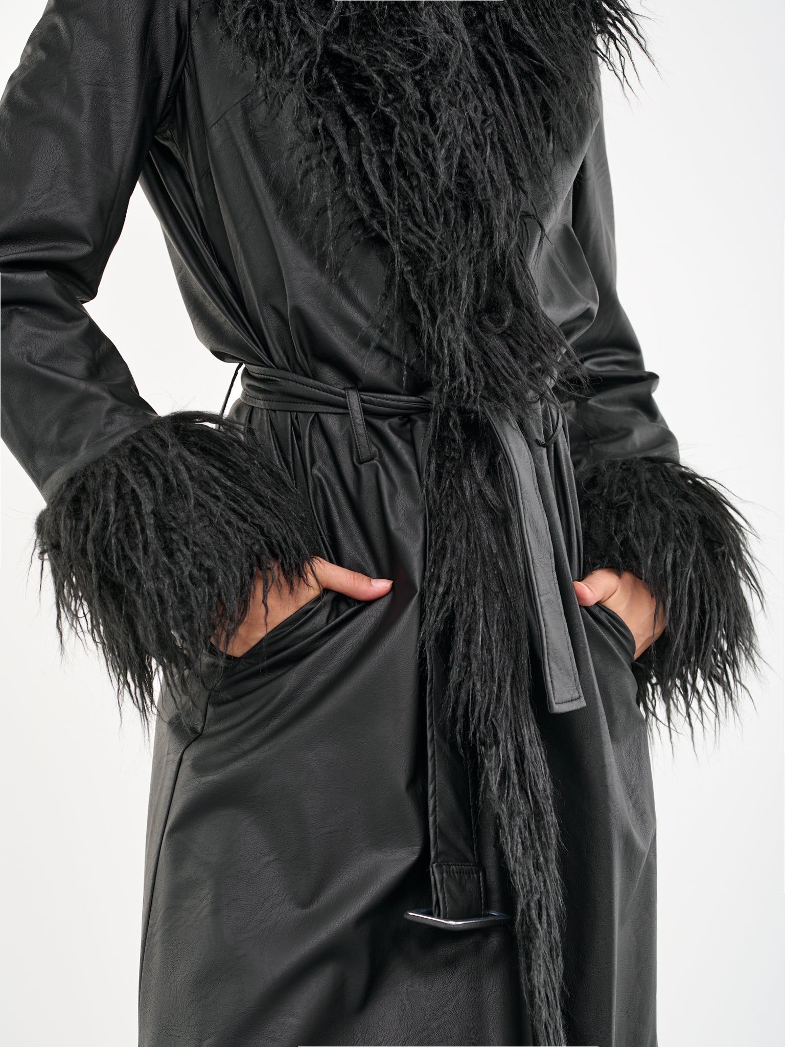ADRIANA HOT COUTURE Coat | H.Lorenzo - detail 2