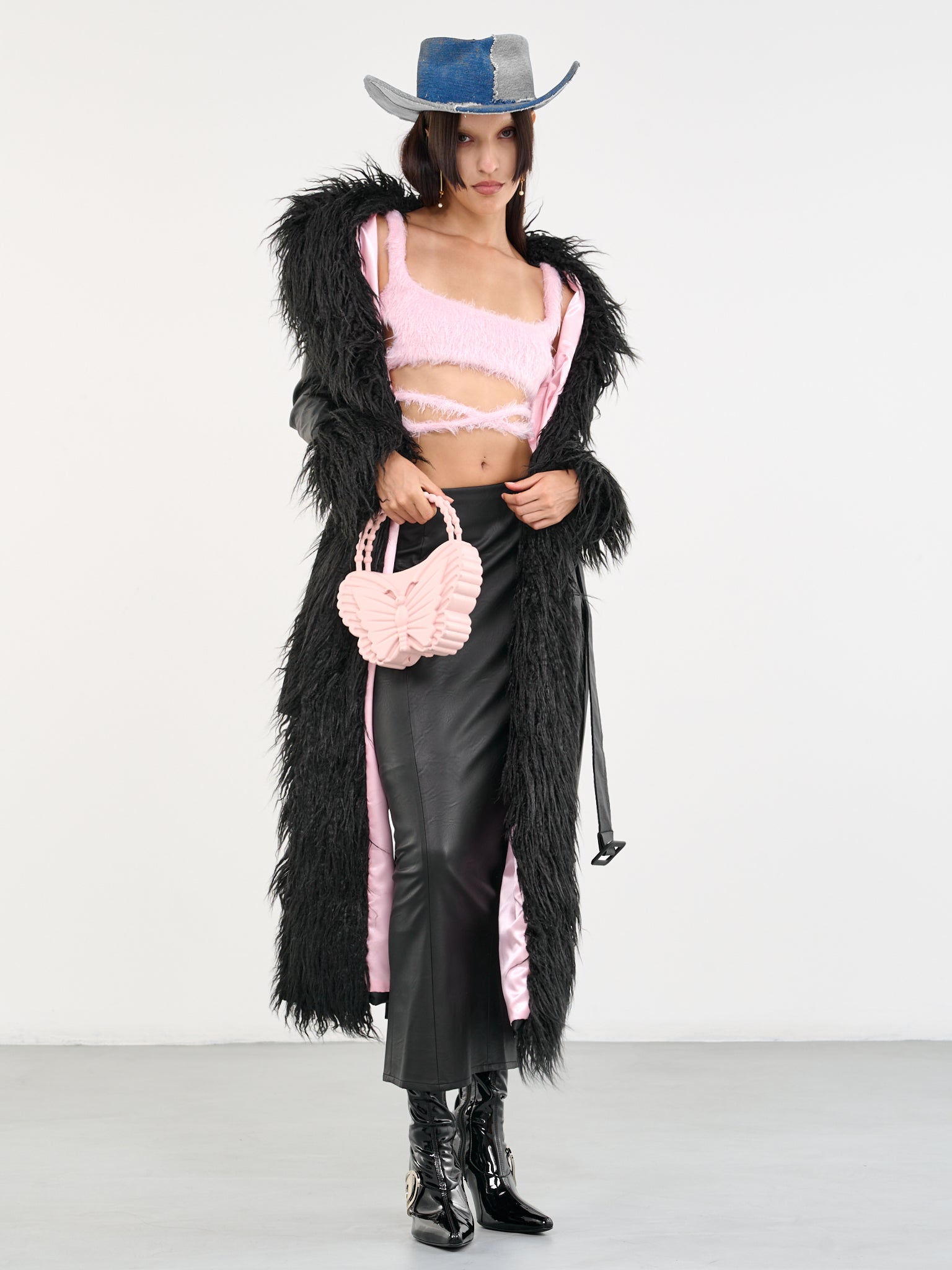 ADRIANA HOT COUTURE Coat | H.Lorenzo - styled
