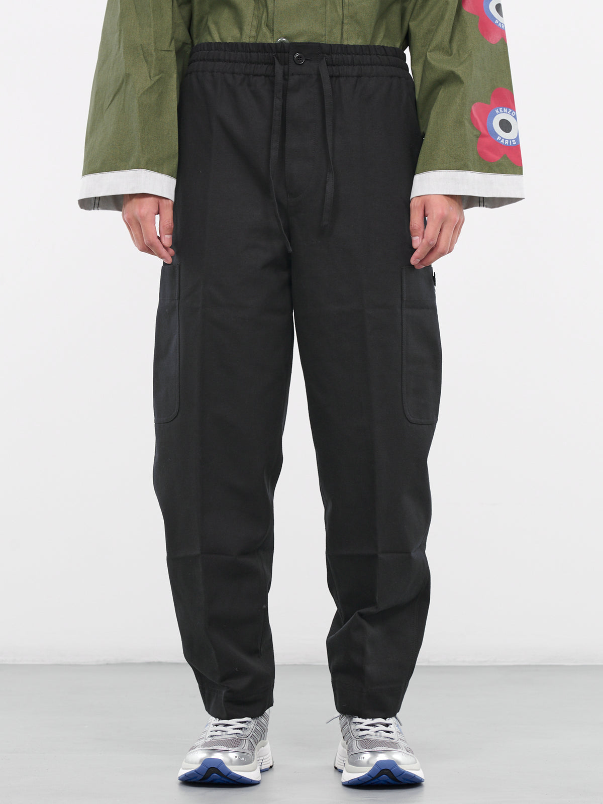 Kenzo Paris Cargo Trousers (FD65PA5019GC-BLACK)