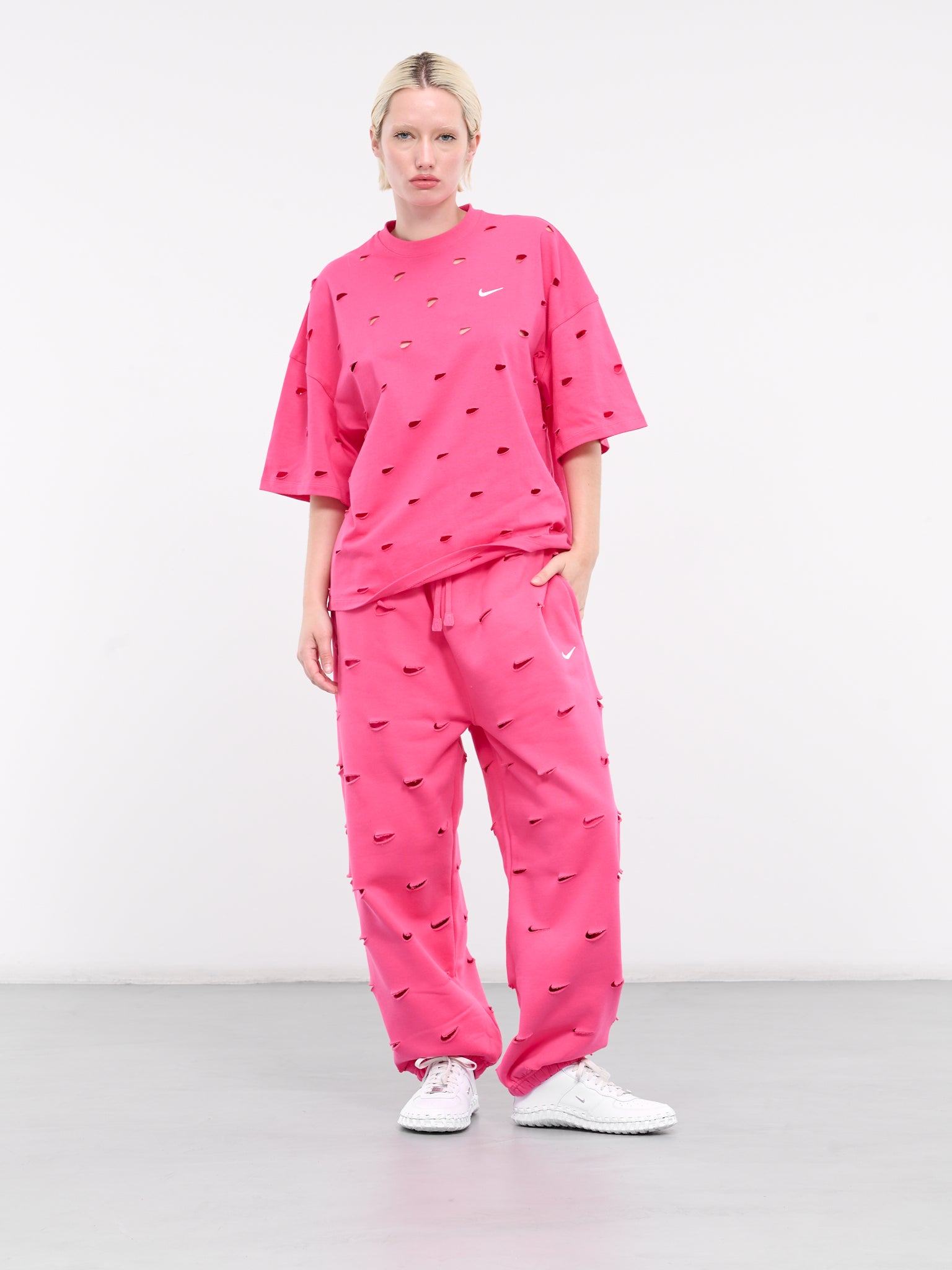 Cut out sweatpants shop