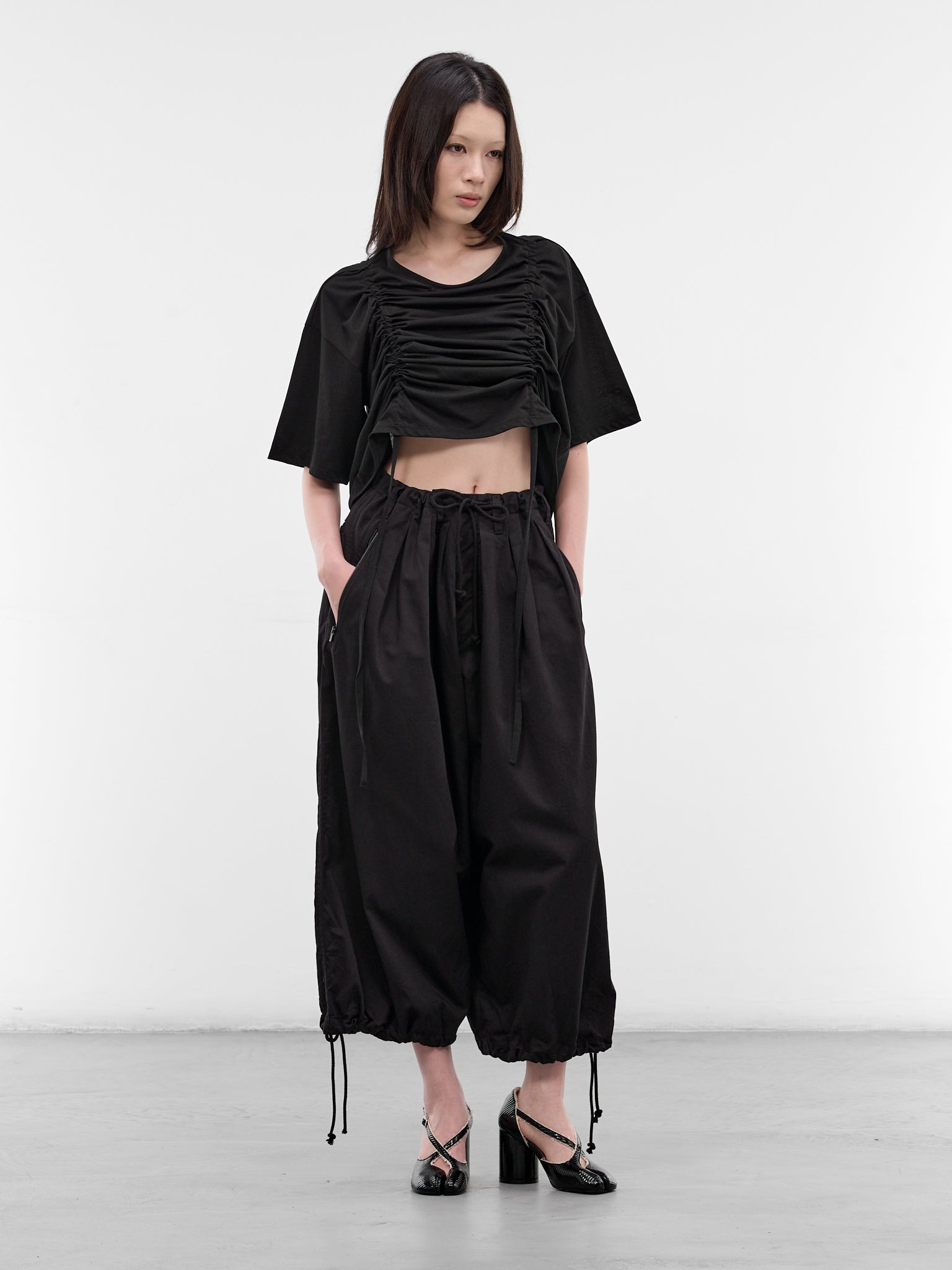 Black Gathered Front Crop Tee (FK-T33-078-1-BLACK)