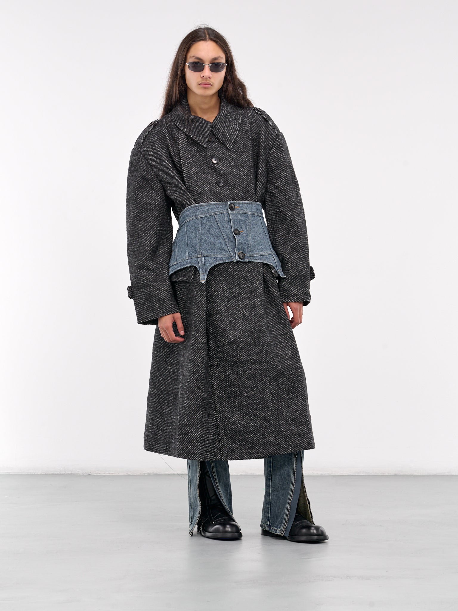 Oversized Gradient Coat (FMF18CT06-BLACK)
