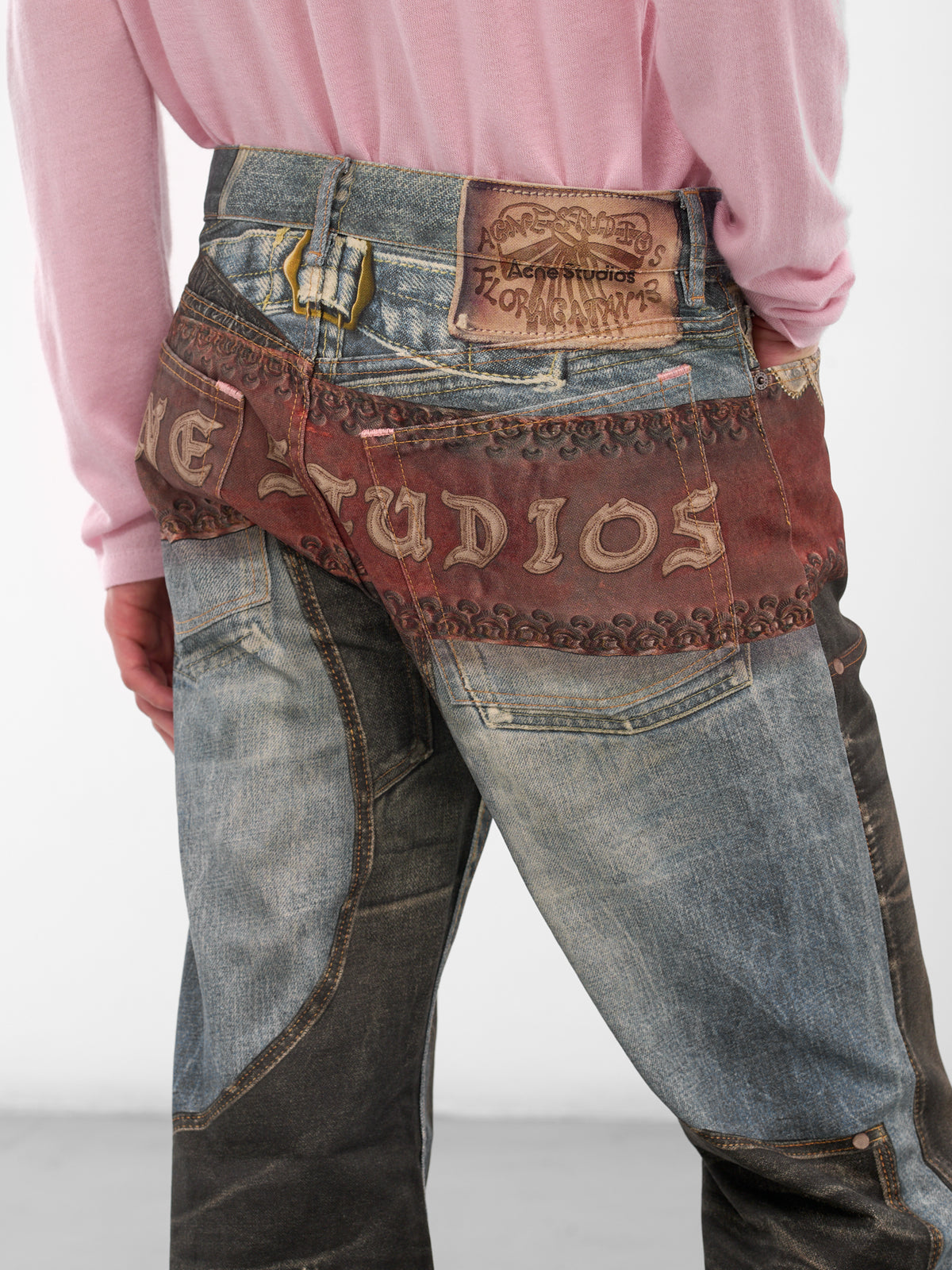 Trompe L'oeil 2010 Straight Jeans (FN-MN-TROU001127-BLUE-BLACK)