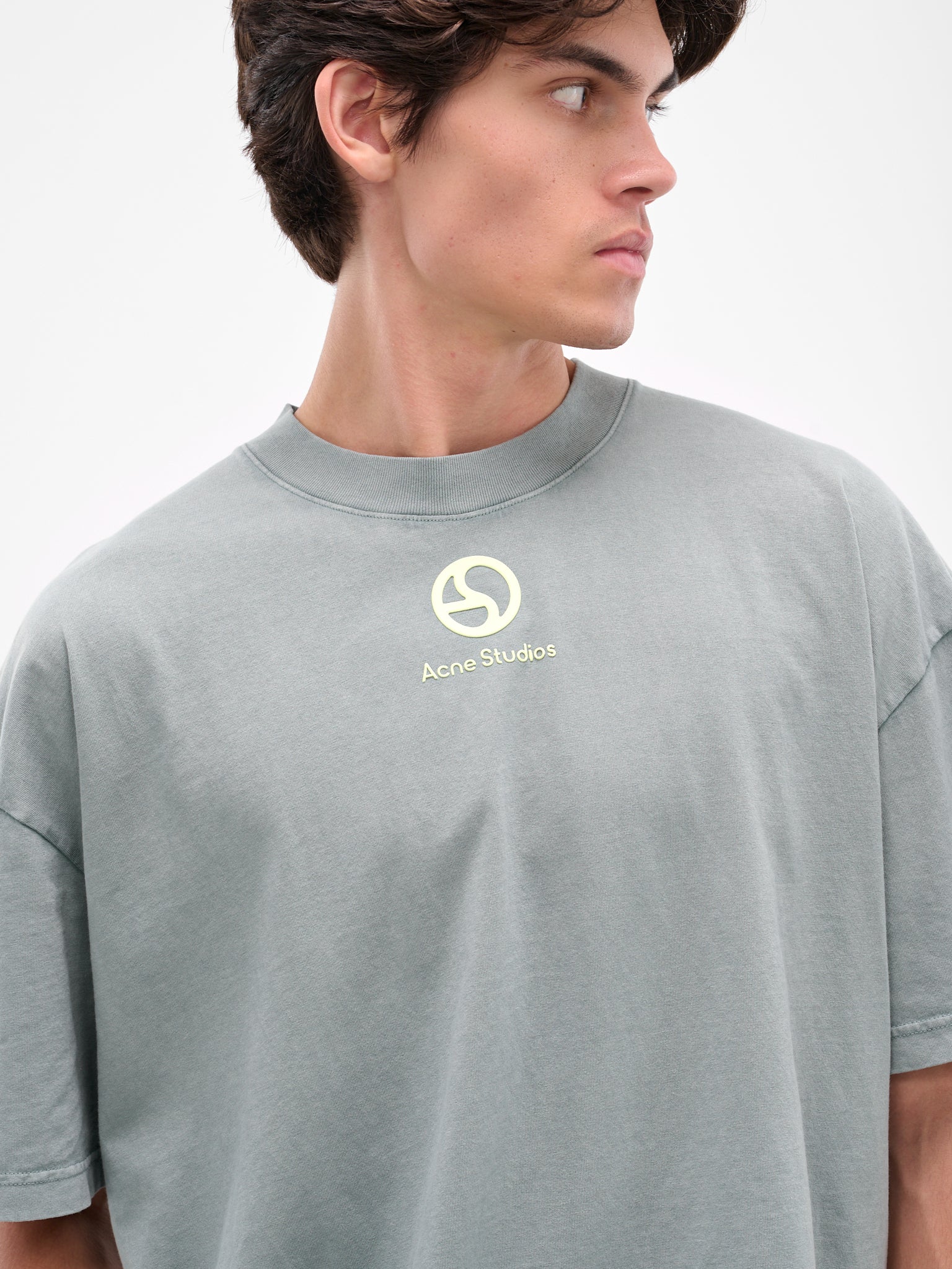 Mint Green Logo Tee (FN-UX-TSHI000133-MINT-GREEN)