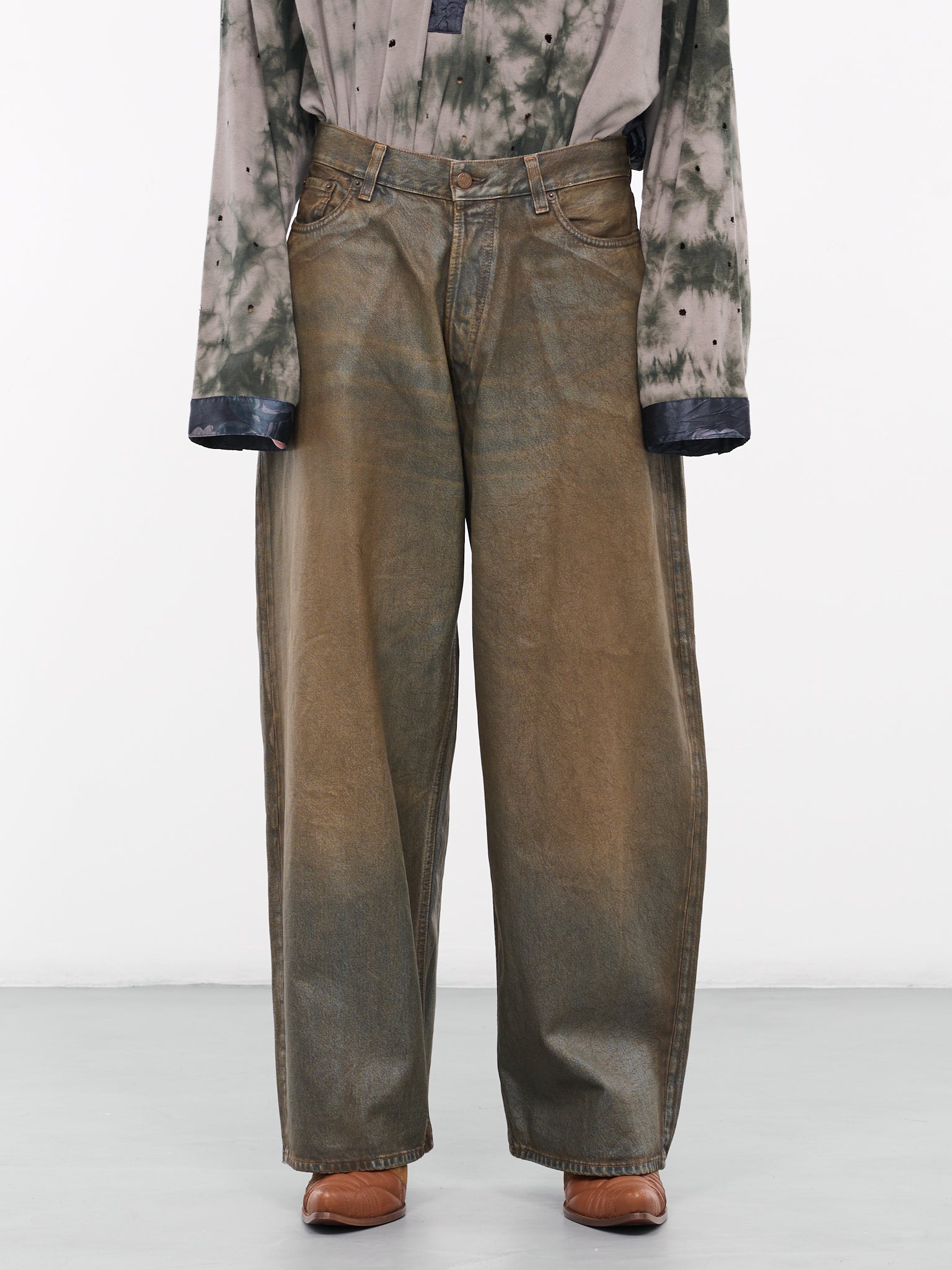 Oil Coated Baggy Jeans (FN-UX-5PKT000044-MID-BLUE)