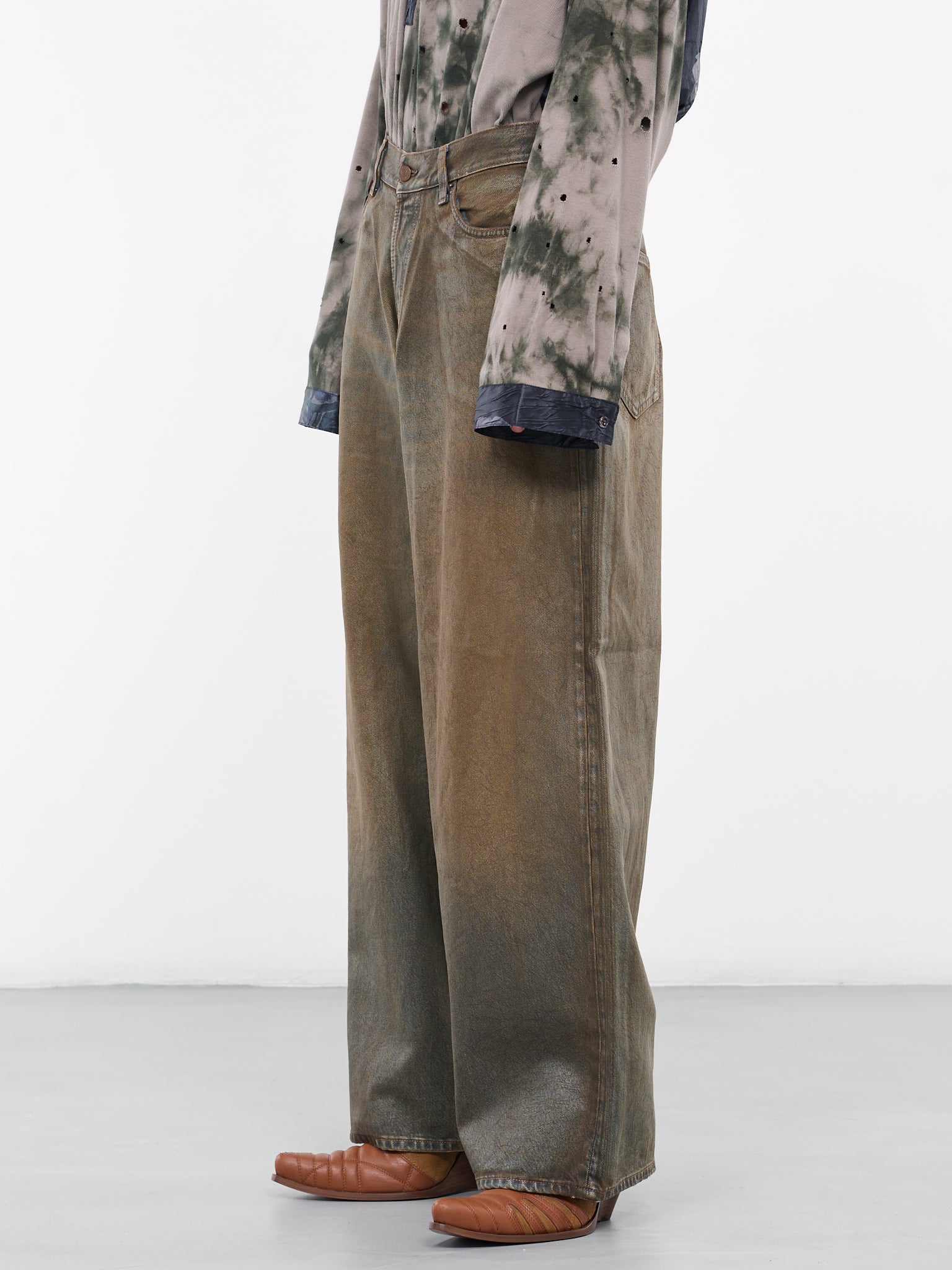 Oil Coated Baggy Jeans (FN-UX-5PKT000044-MID-BLUE)