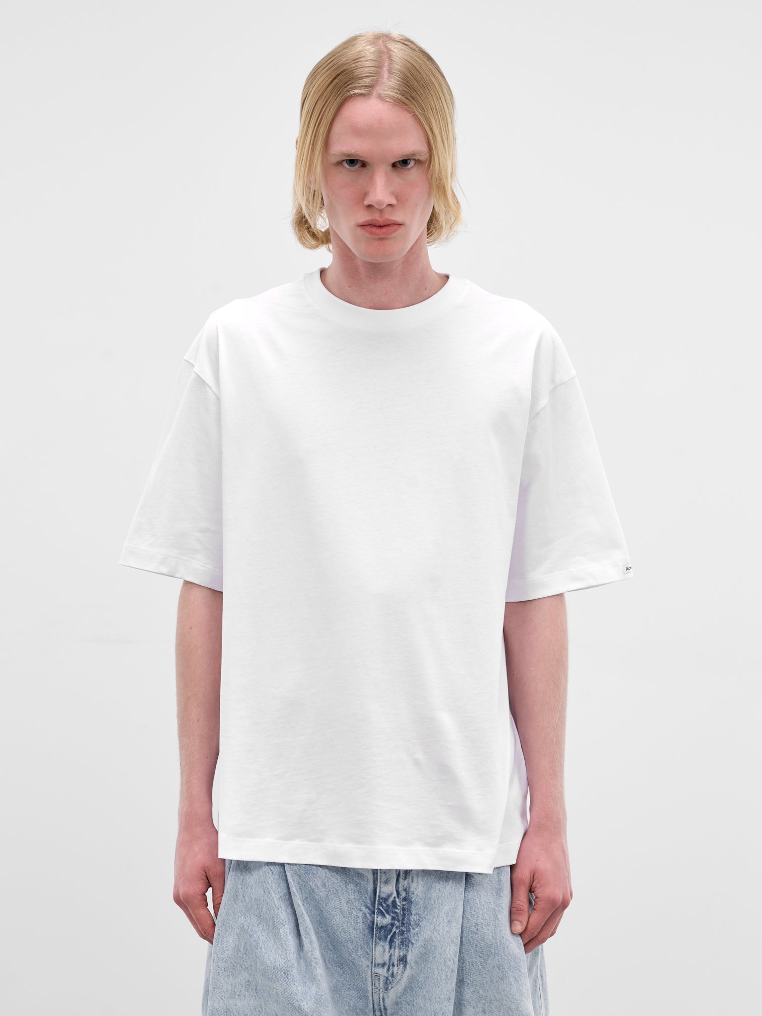 White Oversized Cotton Tee (FN-UX-TSHI000254-OPTIC-WHITE)