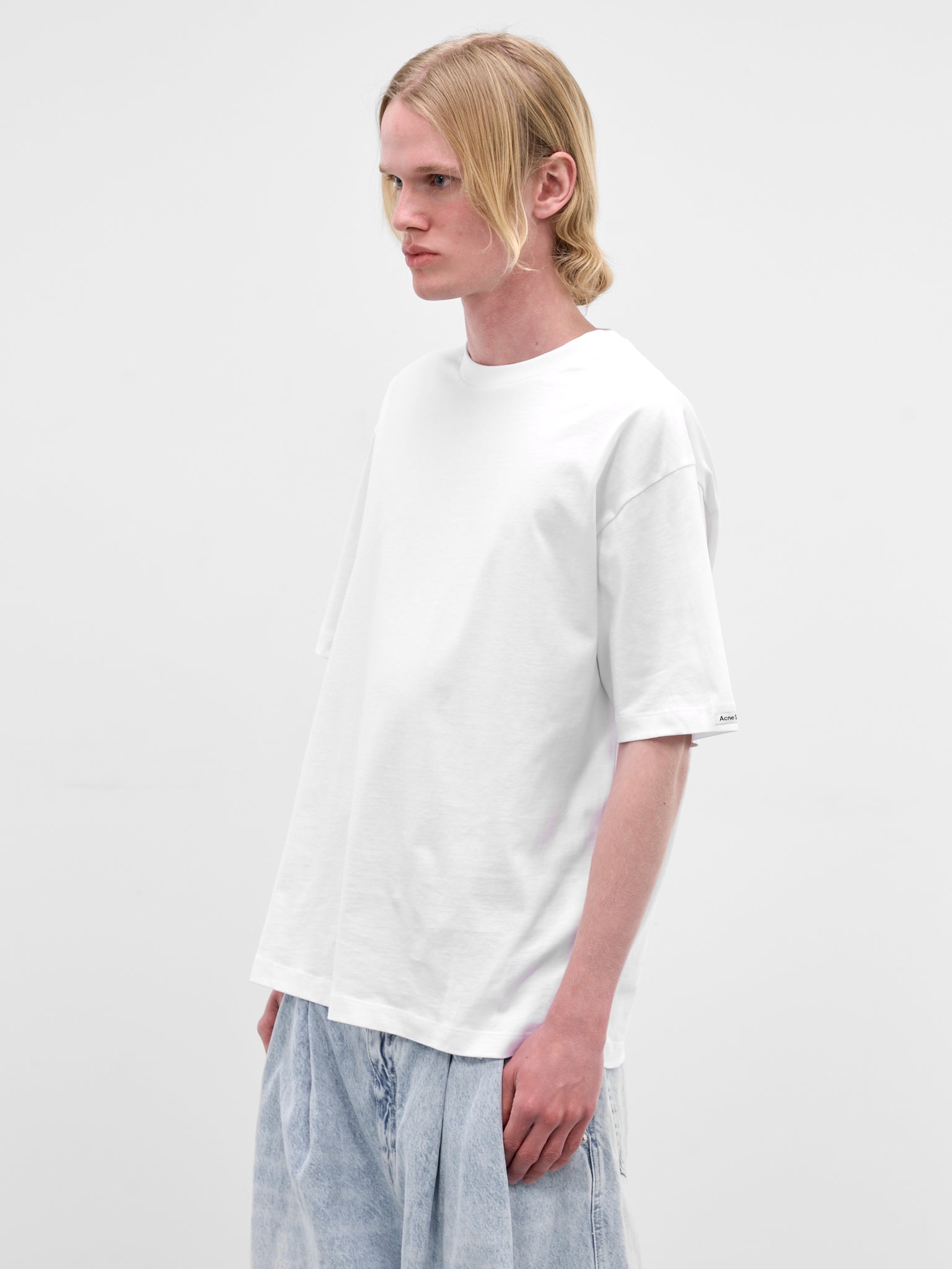 White Oversized Cotton Tee (FN-UX-TSHI000254-OPTIC-WHITE)