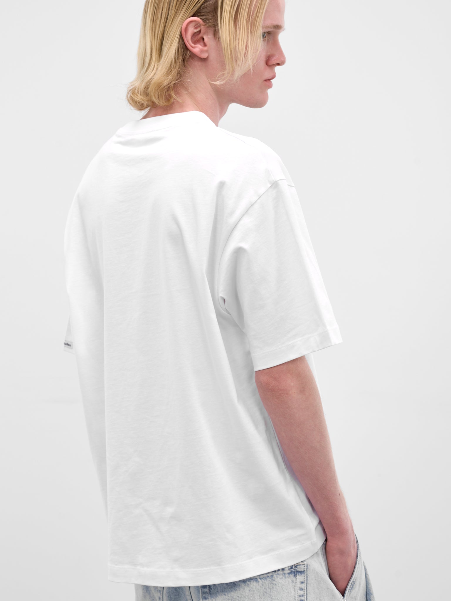 White Oversized Cotton Tee (FN-UX-TSHI000254-OPTIC-WHITE)