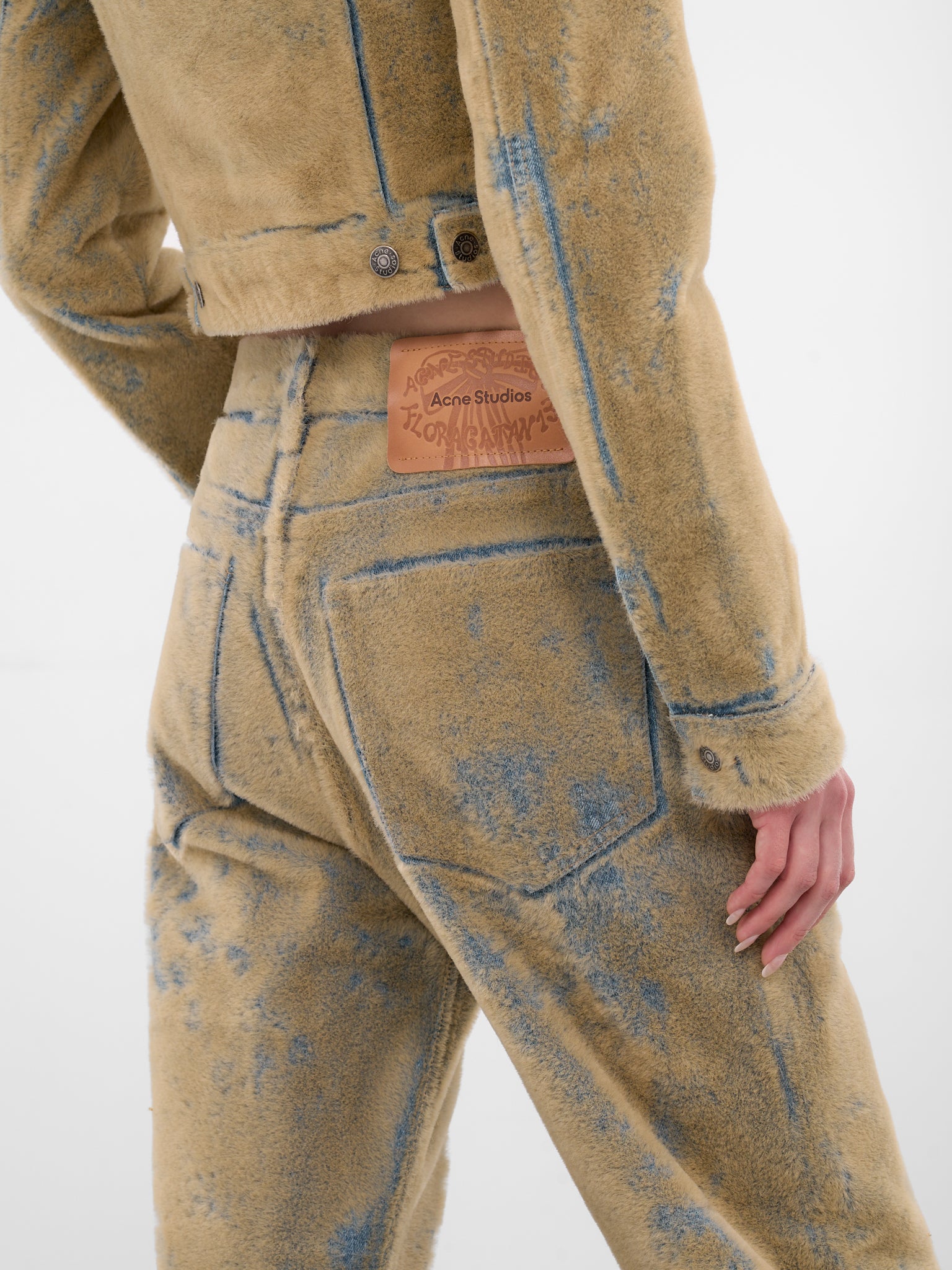 Beige Flocked Straight Leg Jeans (FN-WN-5PKT000541-BLUE-BEIGE)