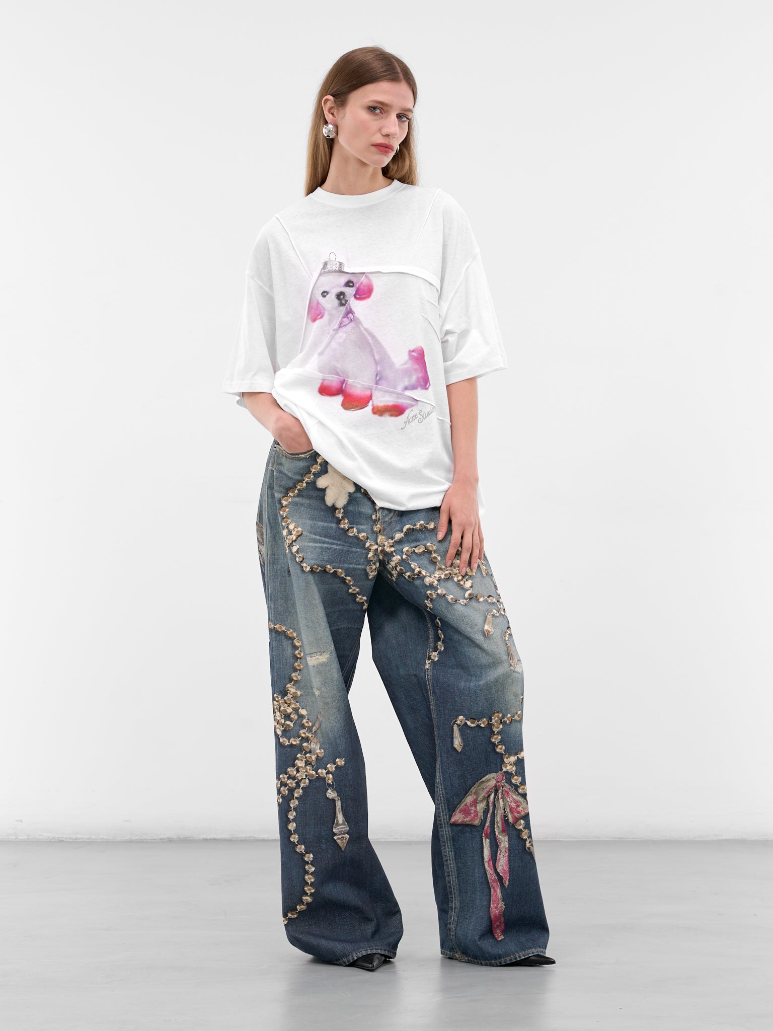 White Graphic Print Folded Tee (FN-WN-TSHI000824-OPTIC-WHITE)