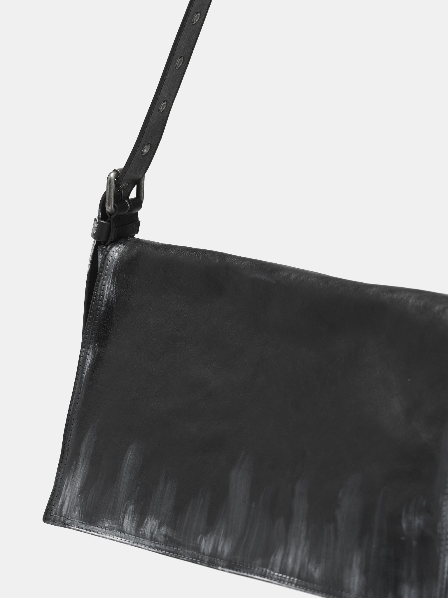 Painted Messenger Bag (FN-WN-BAGS000361-BLACK)