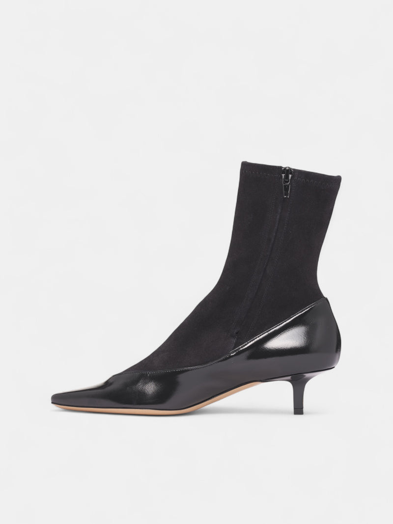 Black Stretch Suede Tourni Pumps (FOW00180AC24M02-BLACK)