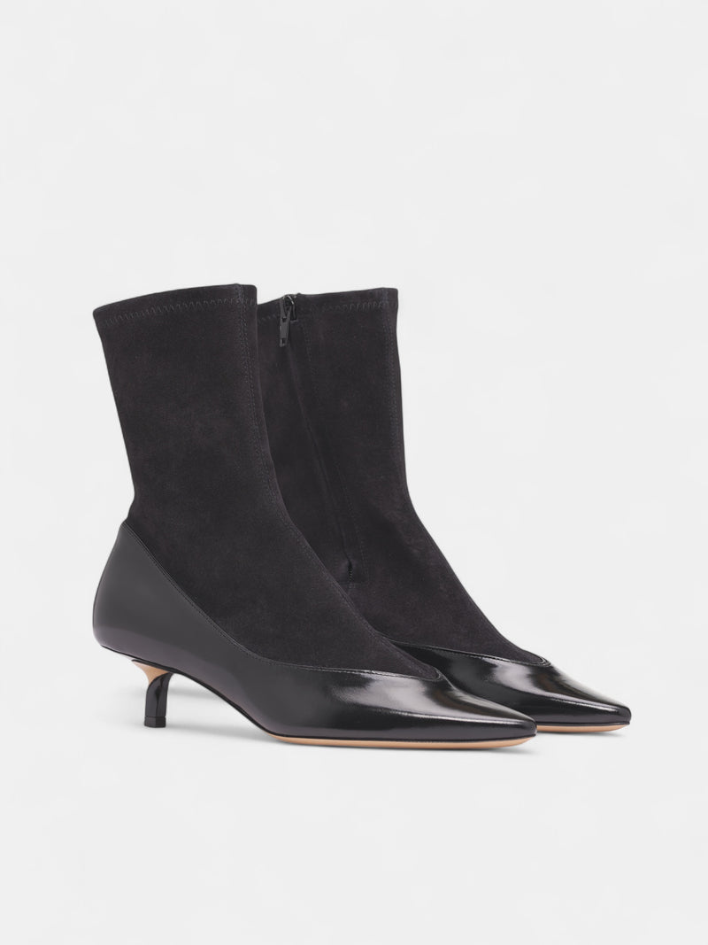 Black Stretch Suede Tourni Pumps (FOW00180AC24M02-BLACK)