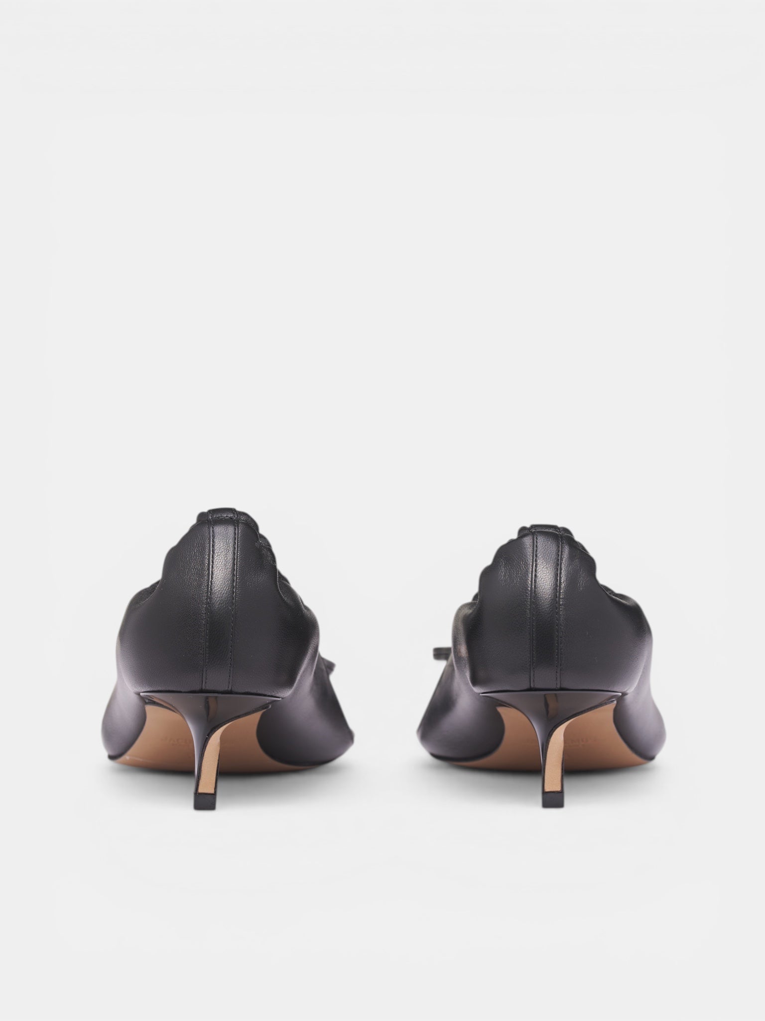 Black Leather Thong Pump Heels (FOW00204AC27L26-BLACK)