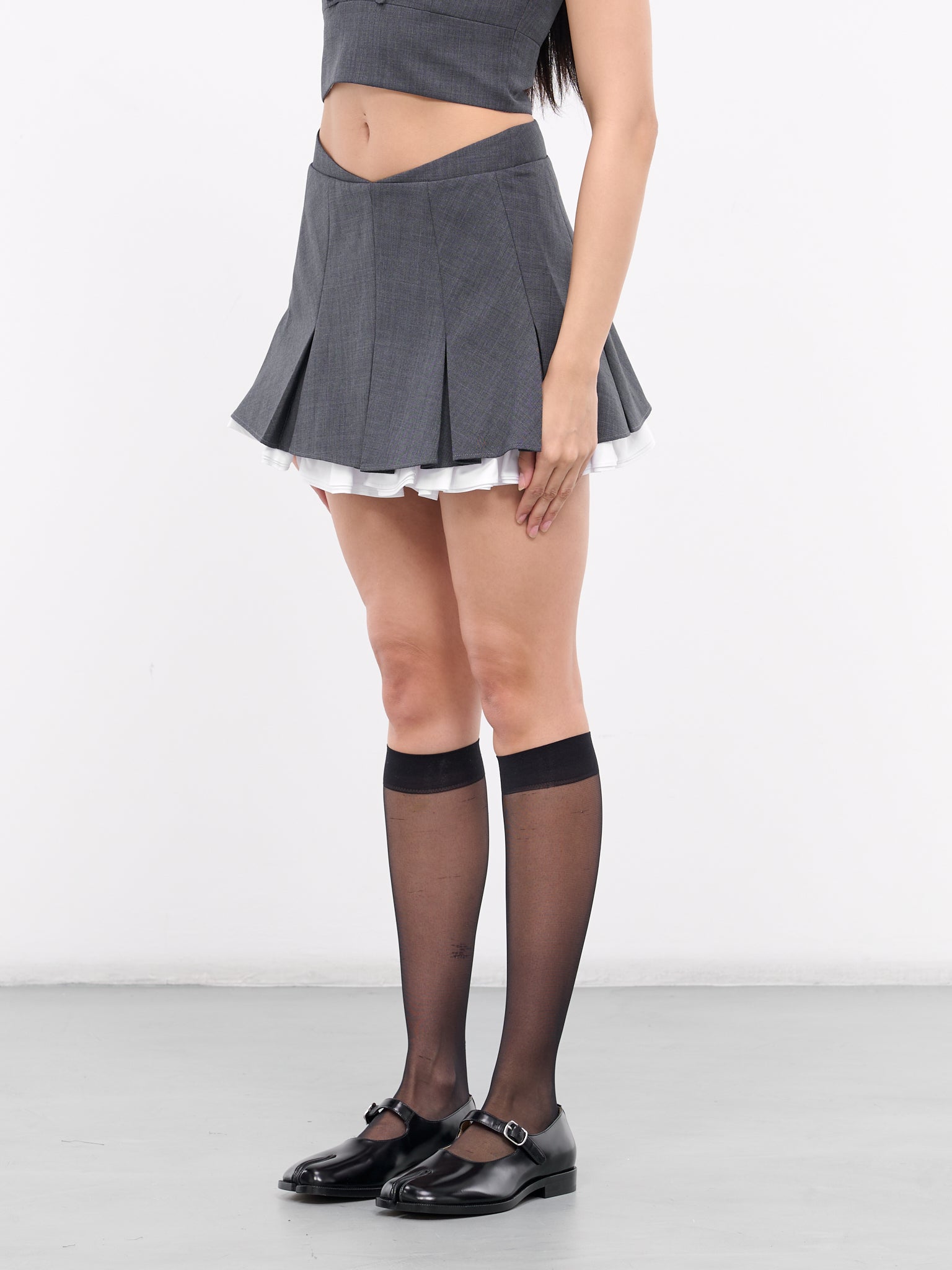 Pleated Mini Skirt (FSDDSK06-WFB714-GREY)