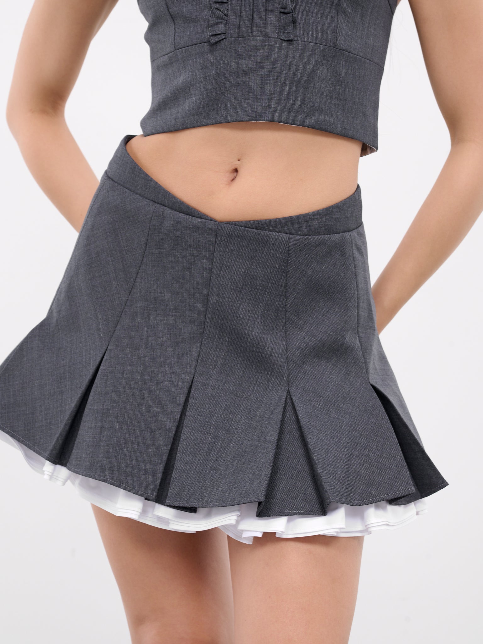 Pleated Mini Skirt (FSDDSK06-WFB714-GREY)