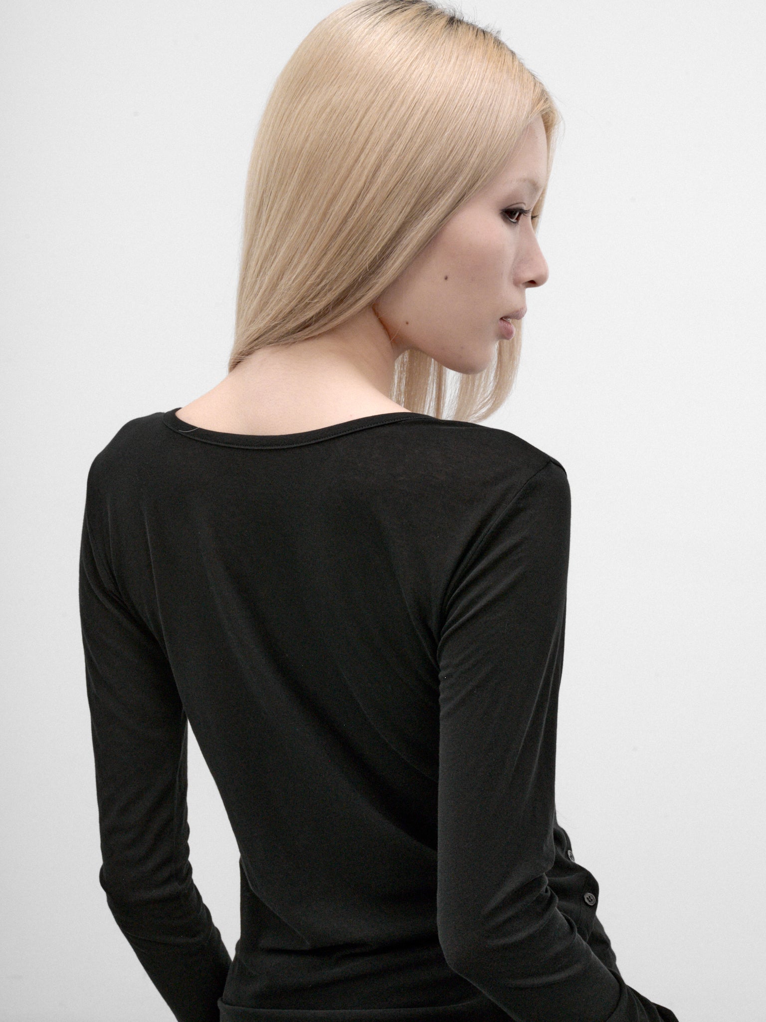 Black Twisted Diagonal Button Top (FW-T25-080-BLACK)