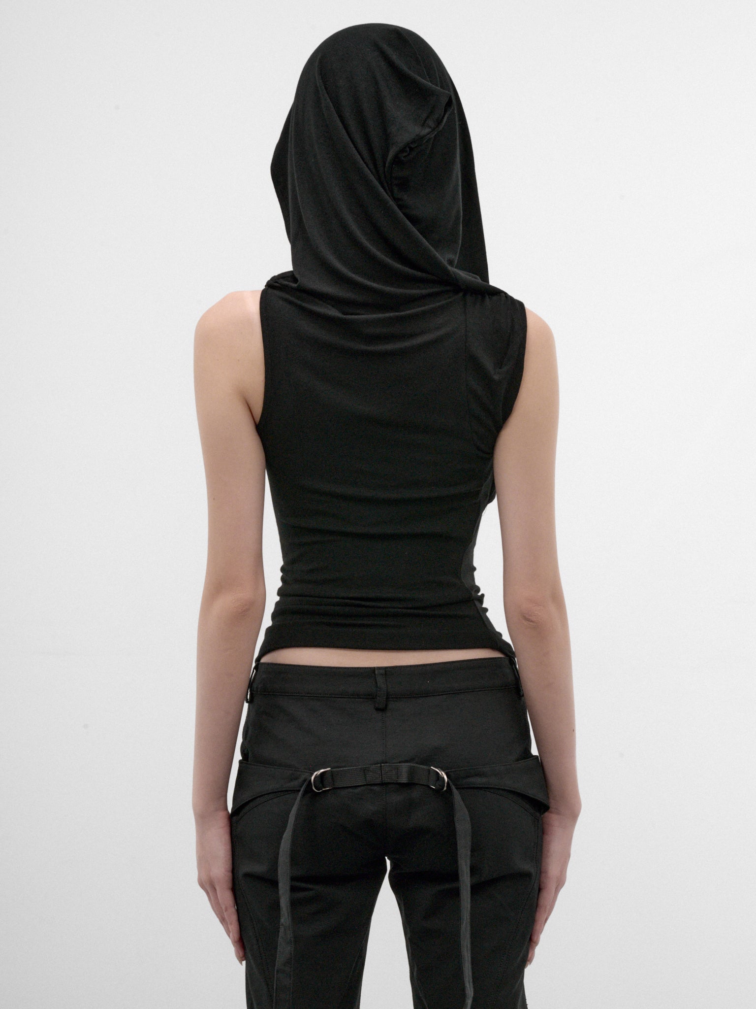 Black Hooded Sleeveless Top (FW26-TS7K-BLACK)