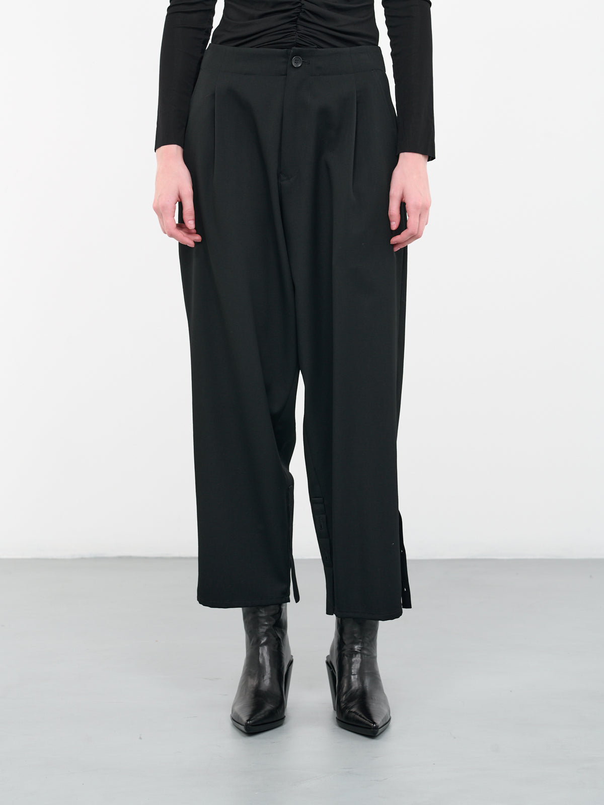 Gabardine Pleated Trousers (FZ-P62-100-1-BLACK)