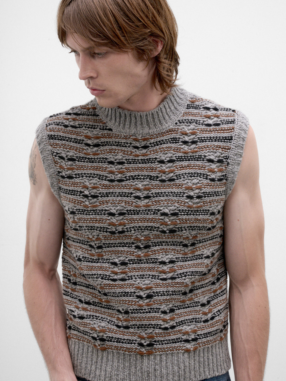 Gray Knit Vest (GCMG0513Q0-UFH102-GREY)
