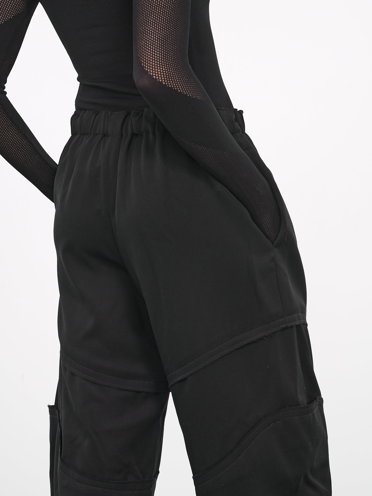 Cropped Elasticated Trousers (GL-P010-051-BLACK)