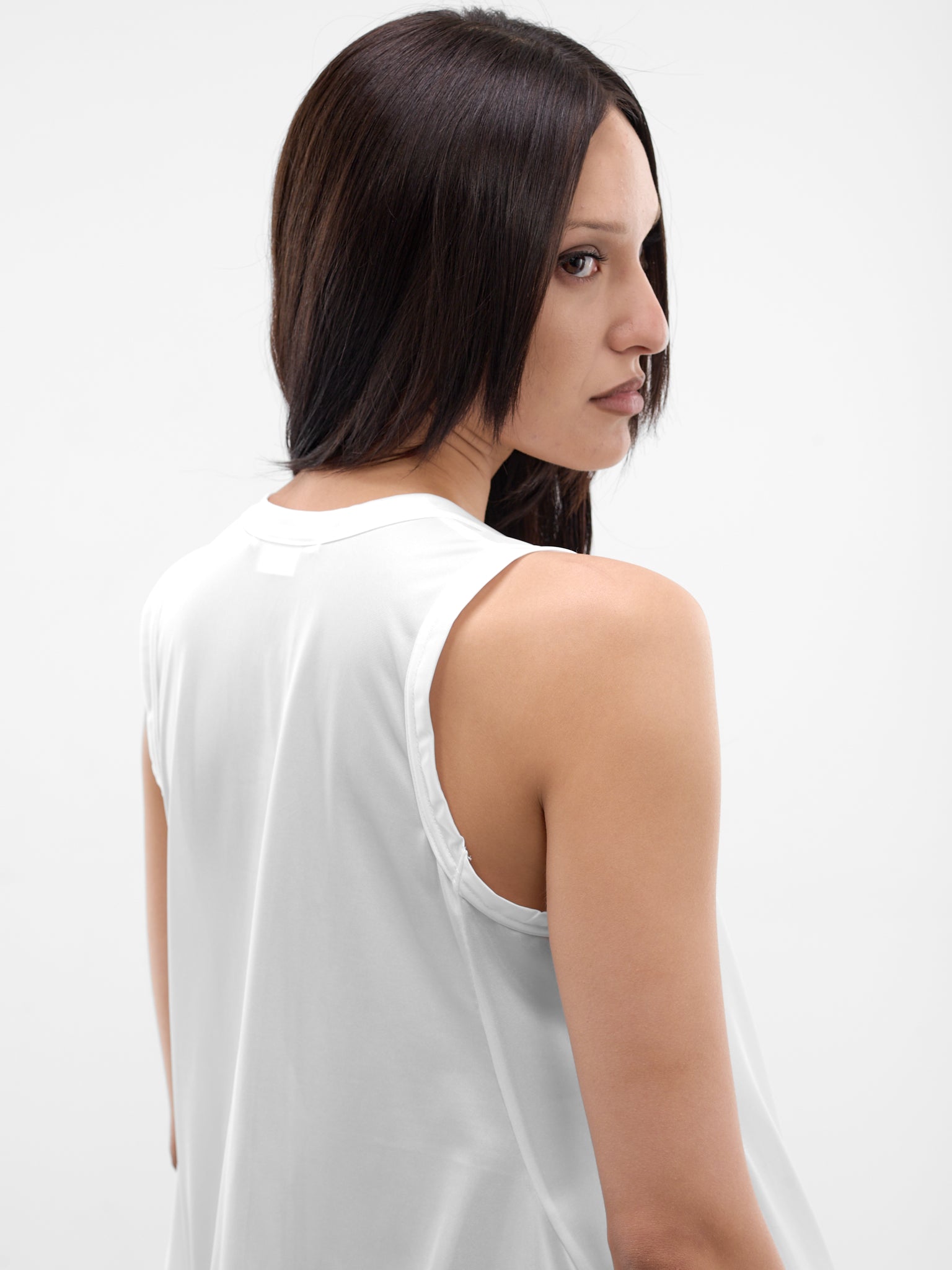White Deconstructed Ruffle Tank (GQ-T009-S26-WHITE)