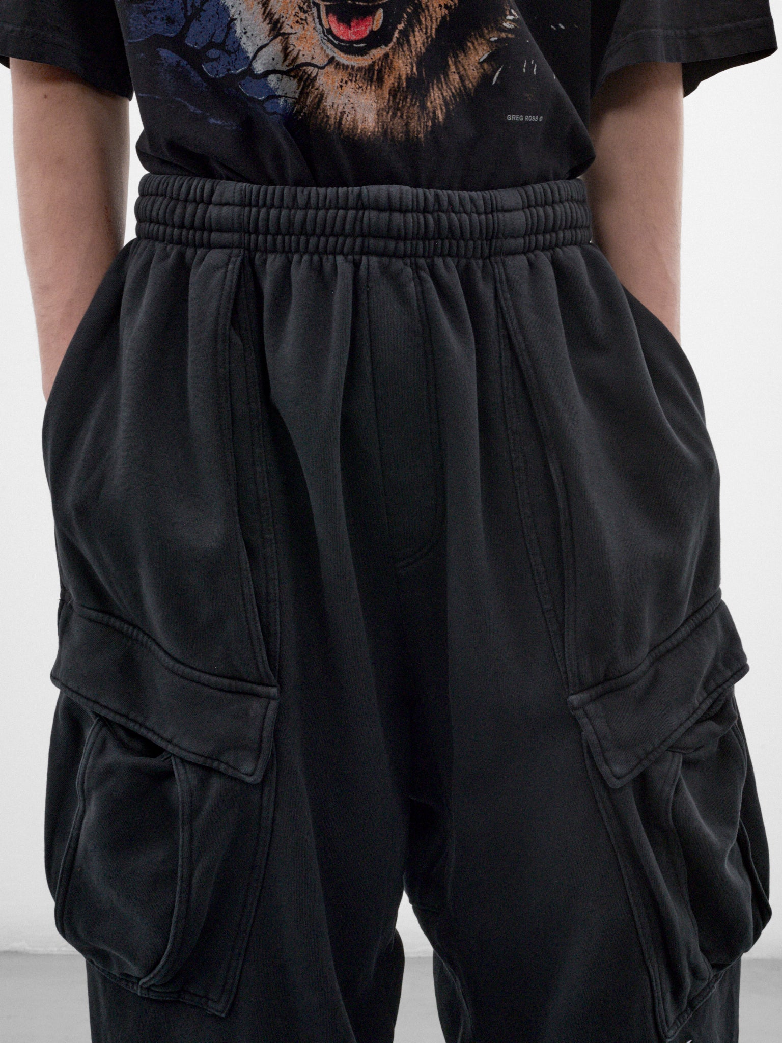 Black Cotton Cargo Sweatpants (GRC-04-002AB-ALMOST-BLACK)