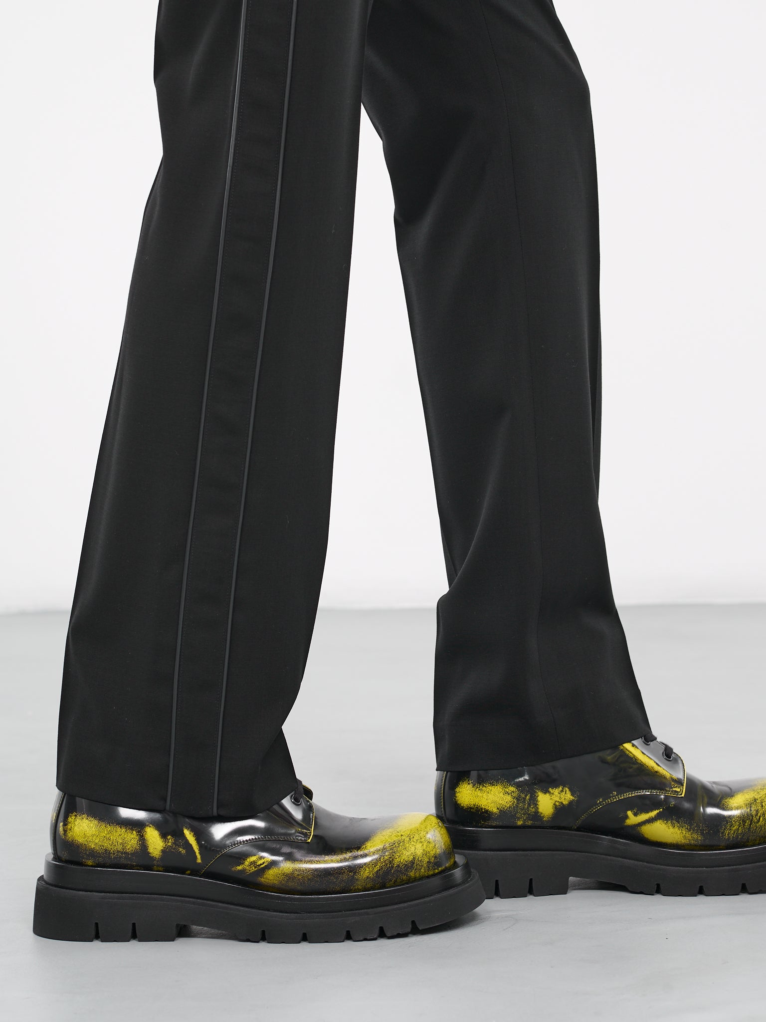 Tracksuit Trousers (H526Y04WCP-BLACK)