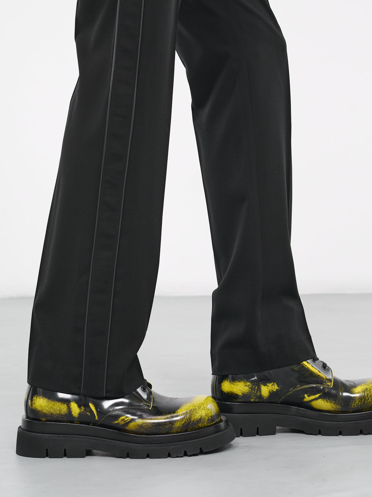 Tracksuit Trousers (H526Y04WCP-BLACK)