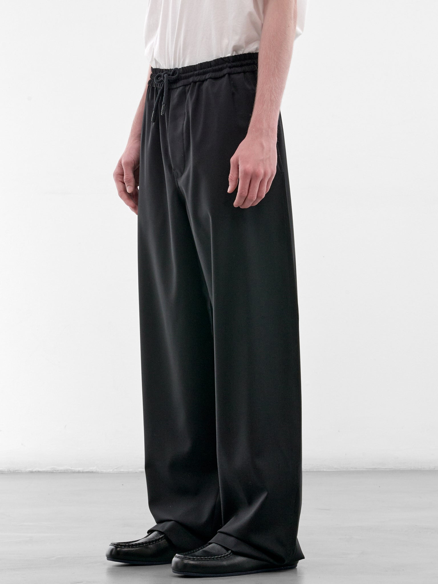 Black Wool Tailored Trousers (H526Y04X76-BLACK)
