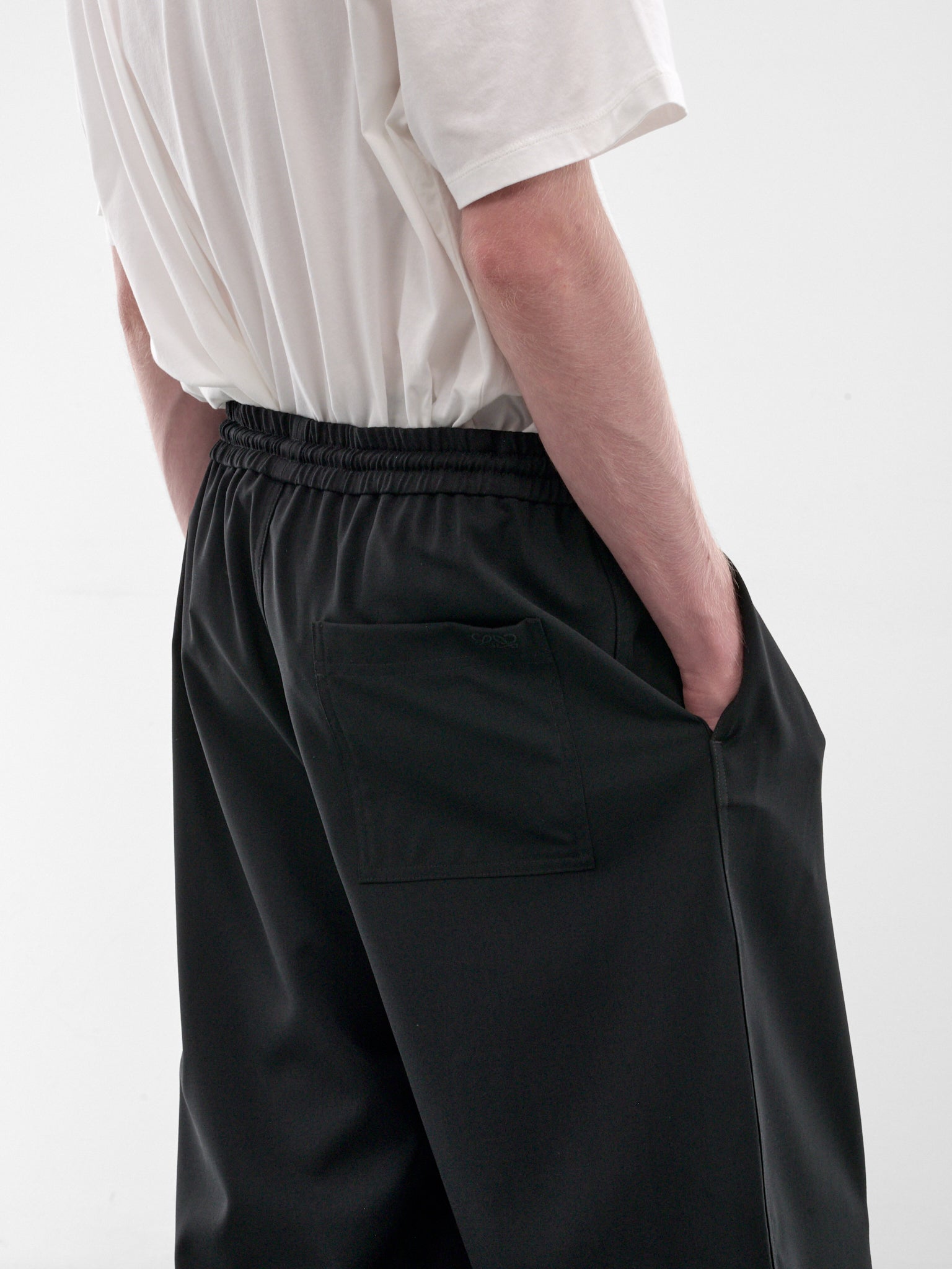 Black Wool Tailored Trousers (H526Y04X76-BLACK)