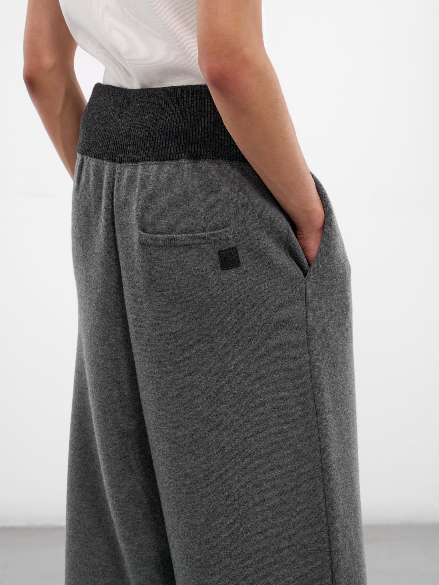 Gray Wool Ribbed Waistband Trousers (H526Y1MK23-GREY-MELANGE)