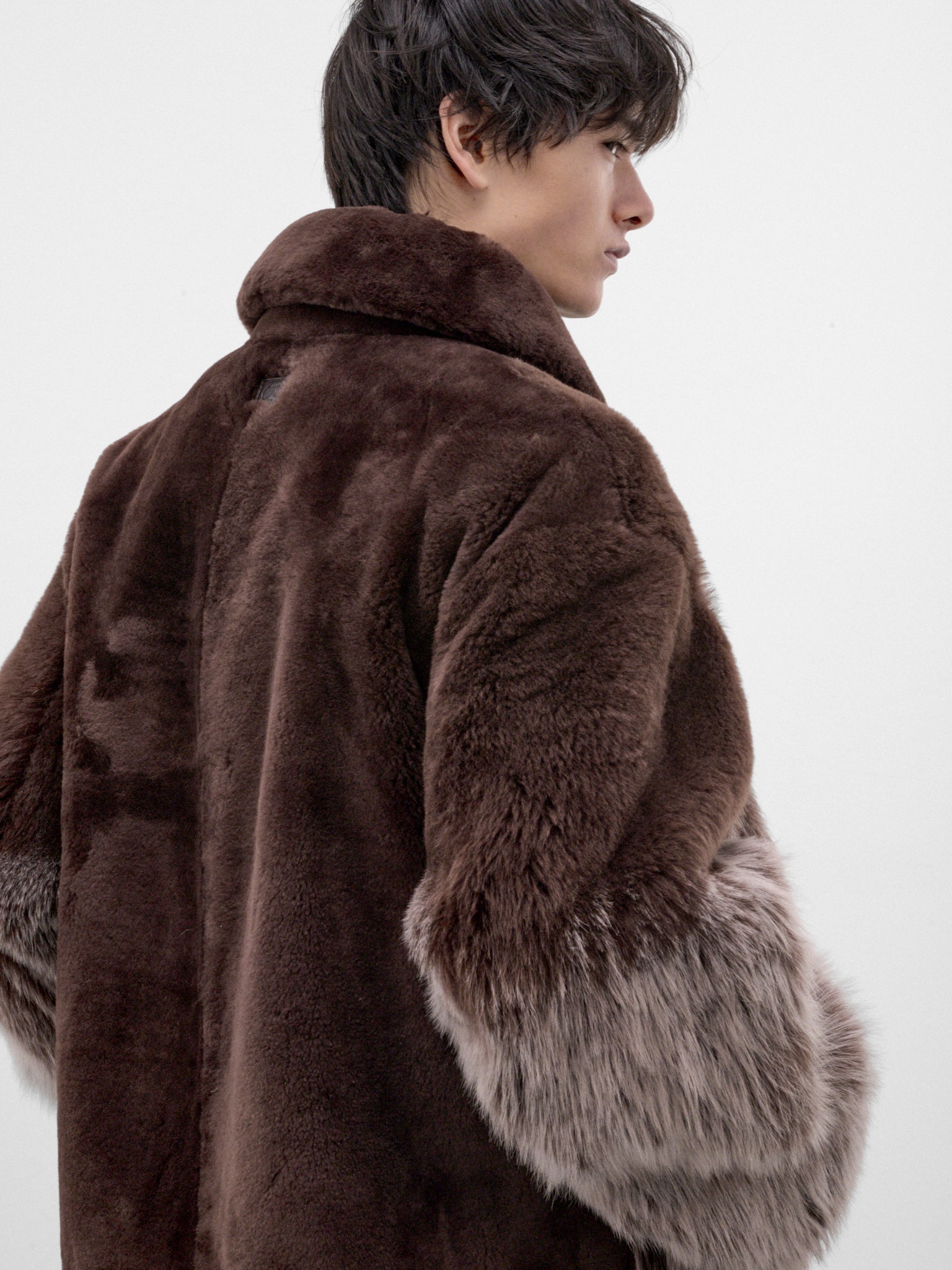 Brown Gradient Shearling Jacket (H526Y2SL76-DARK-BROWN)