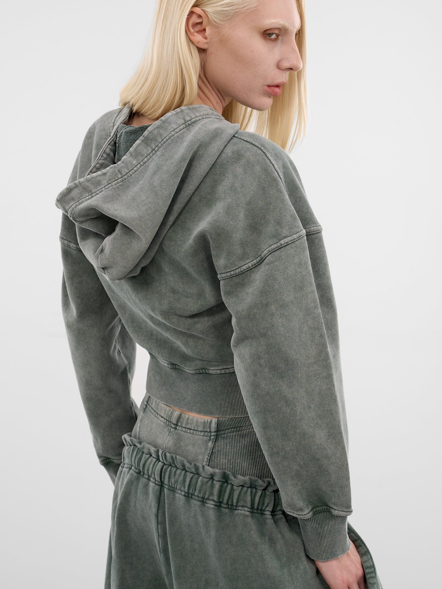 Haze Sage Cropped Cotton Hoodie (HAZHO0SA-SAGE)