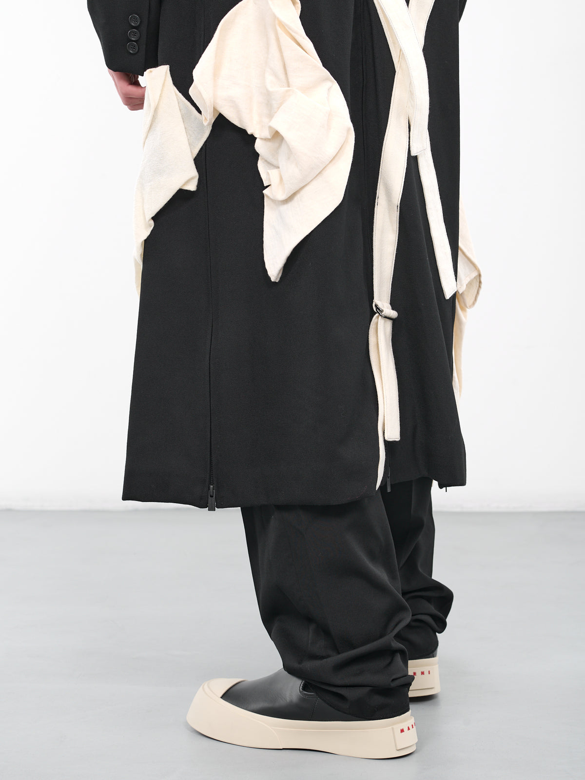 Deconstructed Appliqué Tailored Coat (HJ-C17-120-1-BLACK)