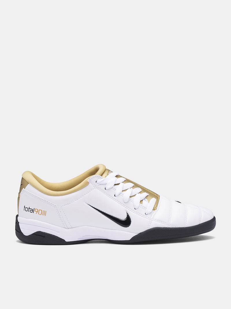 Total 90 SP Sneakers (HJ9351-101-WHITE-BLACK-GOLD)