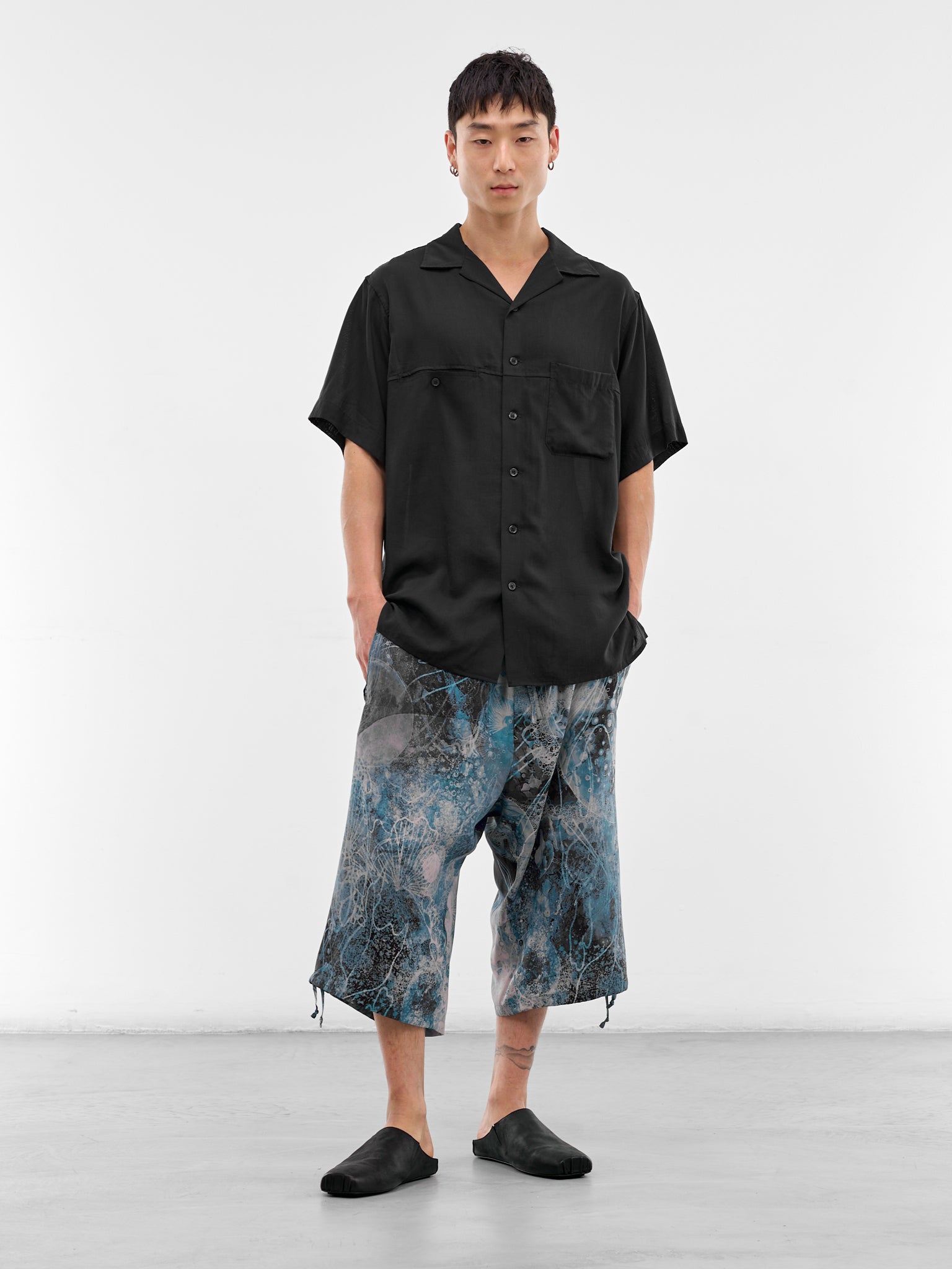 Abstract Print Cropped Wide Trousers (HK-P77-452-1-BLACK)