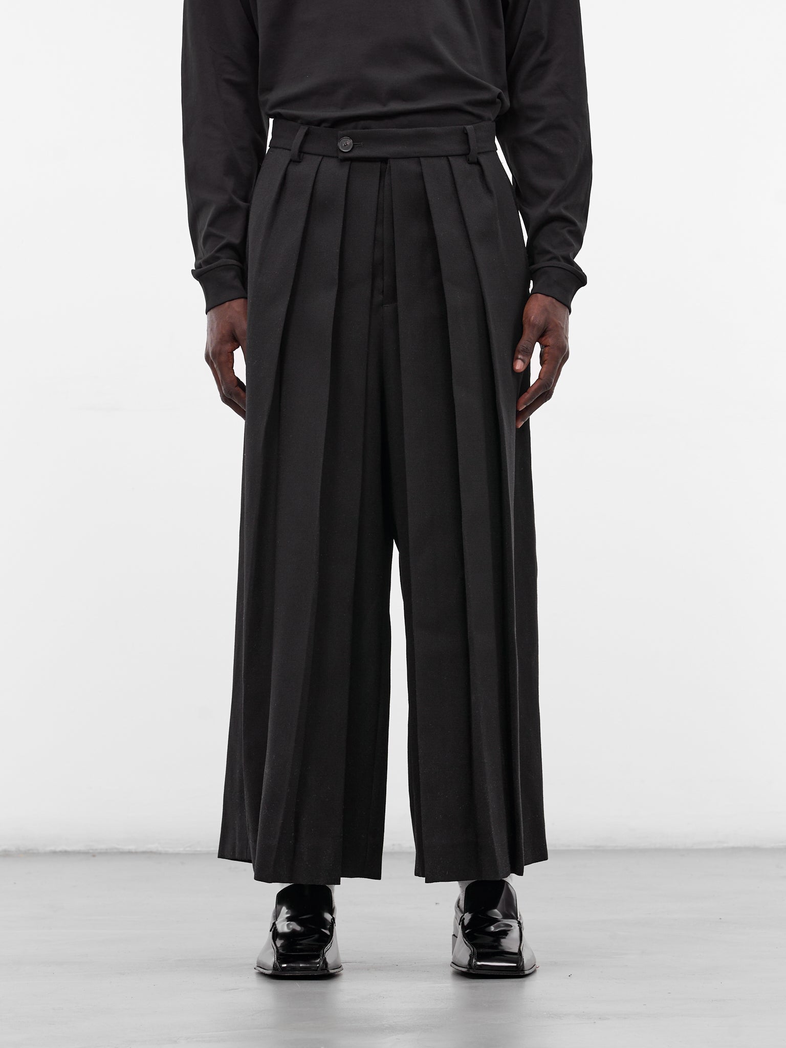 Black Wool Hakama Trousers (HAKAMA-LONG-MATTE-SHINY-BLACK)