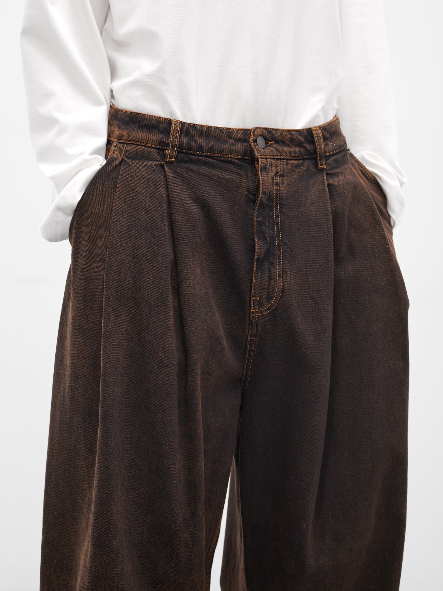 Brown Denim Baggy Pleated Jeans (HMMB67021A-HB252-BROWN)