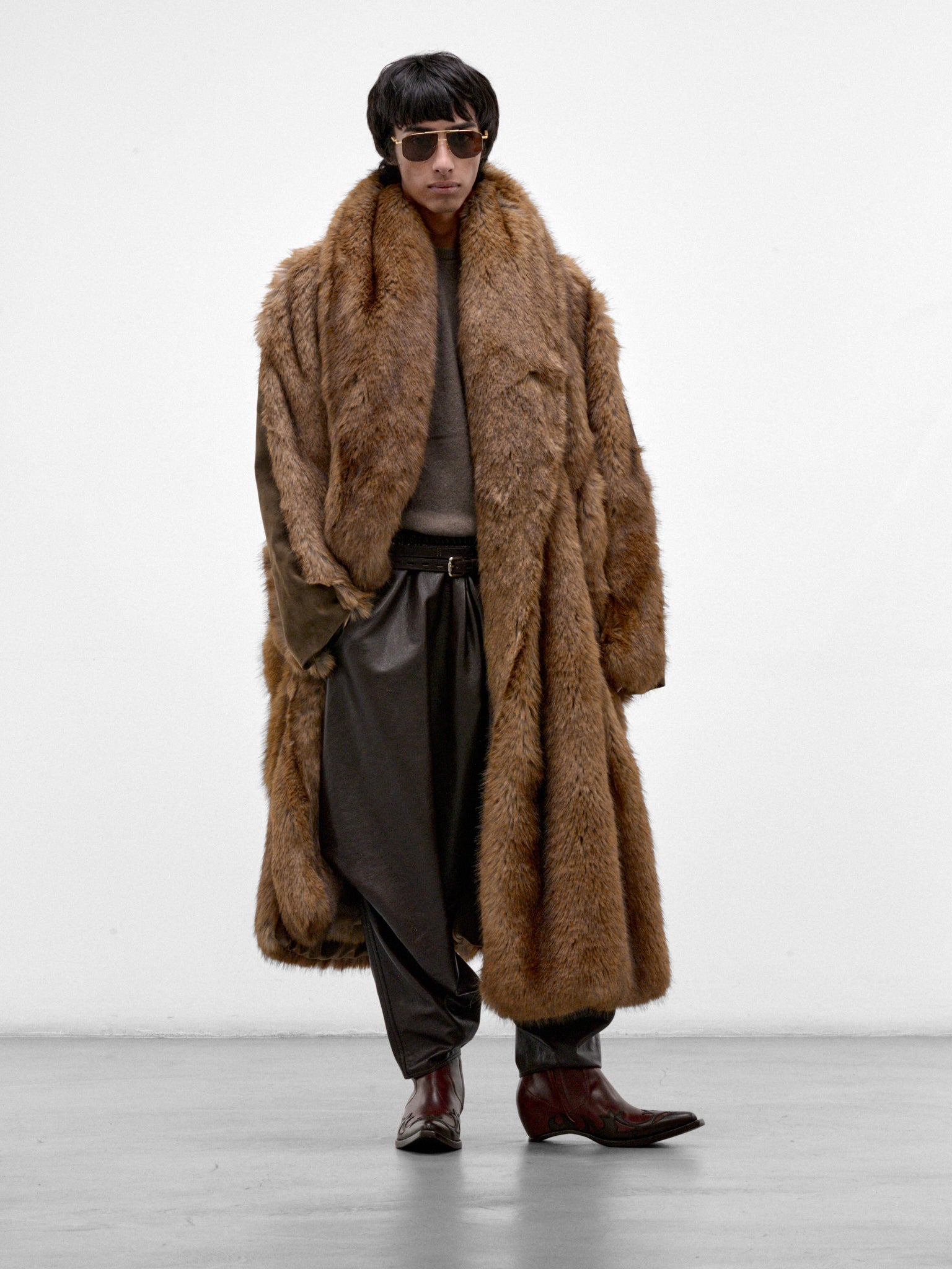 Brown Vegan Leather Curved Trousers (HMMD30070T-BROWN)