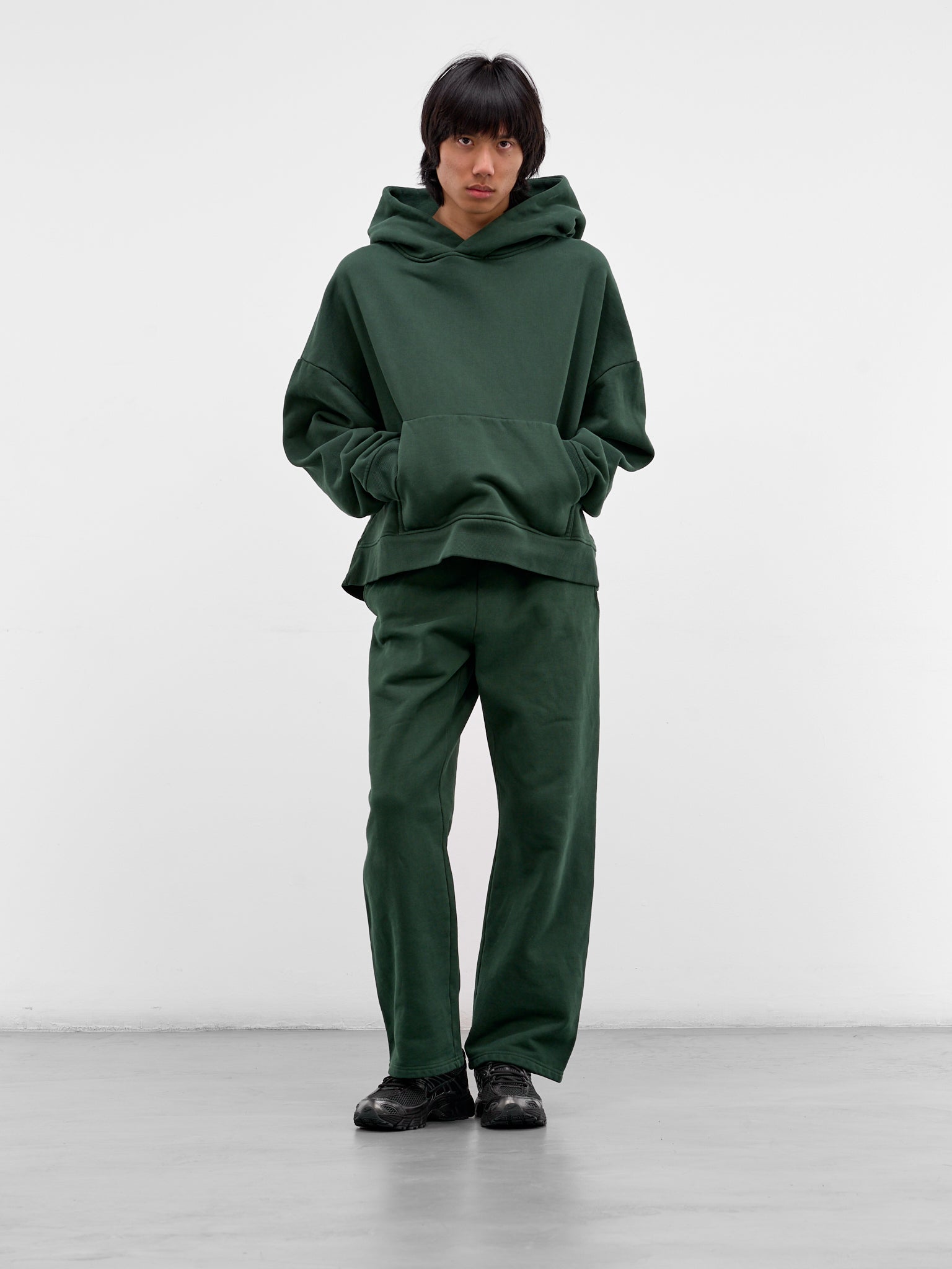 Green Cotton Straight Leg Sweatpants (PA04012-COLLEGE-GREEN)