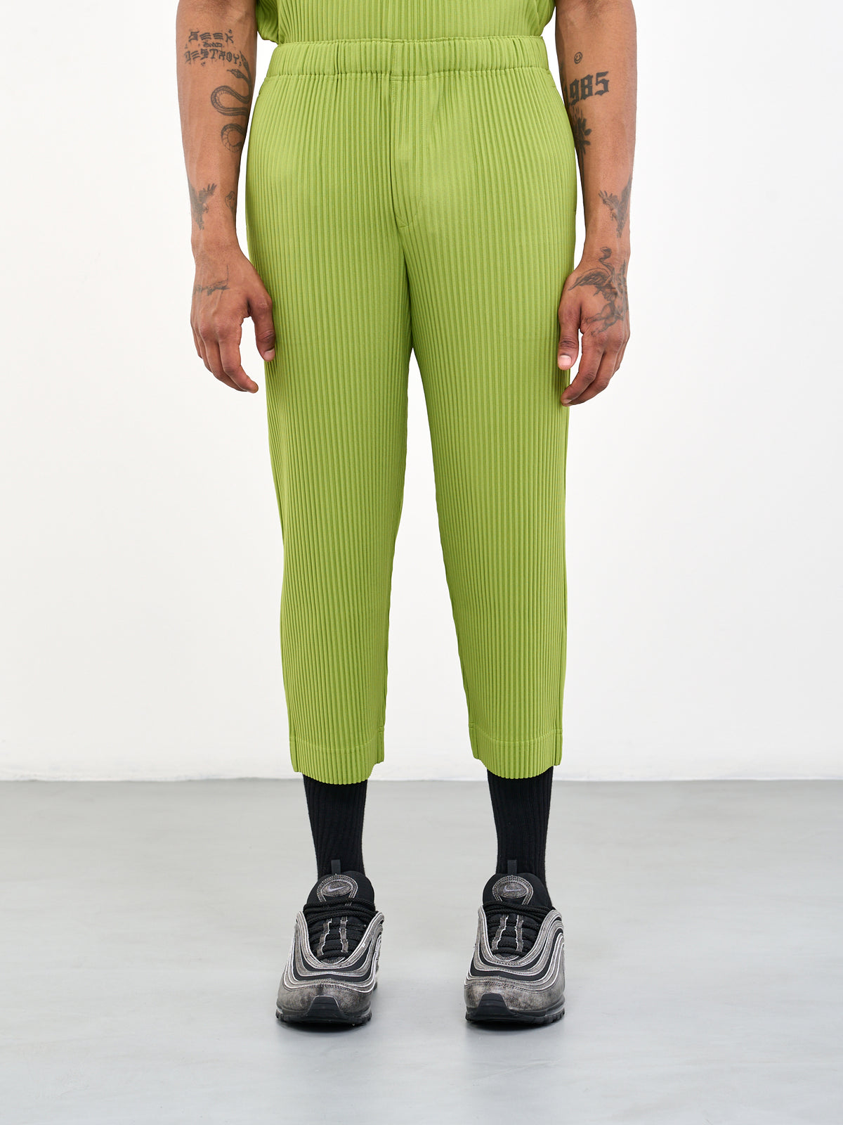 HOMME PLISSÉ ISSEY MIYAKE June Trousers | H. Lorenzo - front